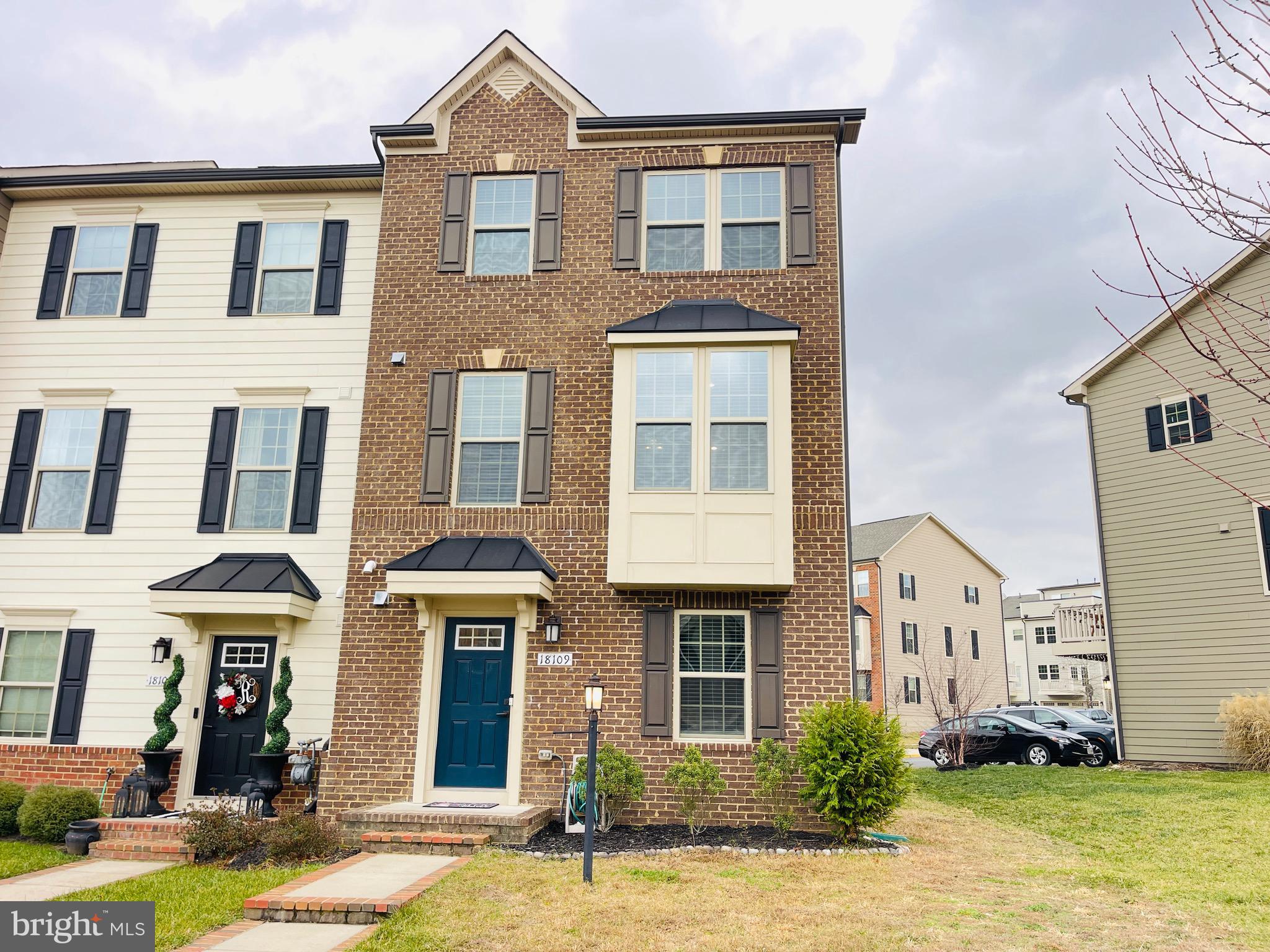 POTOMAC SHORES - Residential Lease