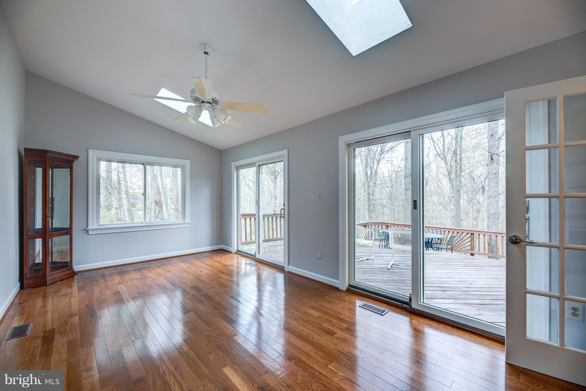 SHAKER WOODS - Residential