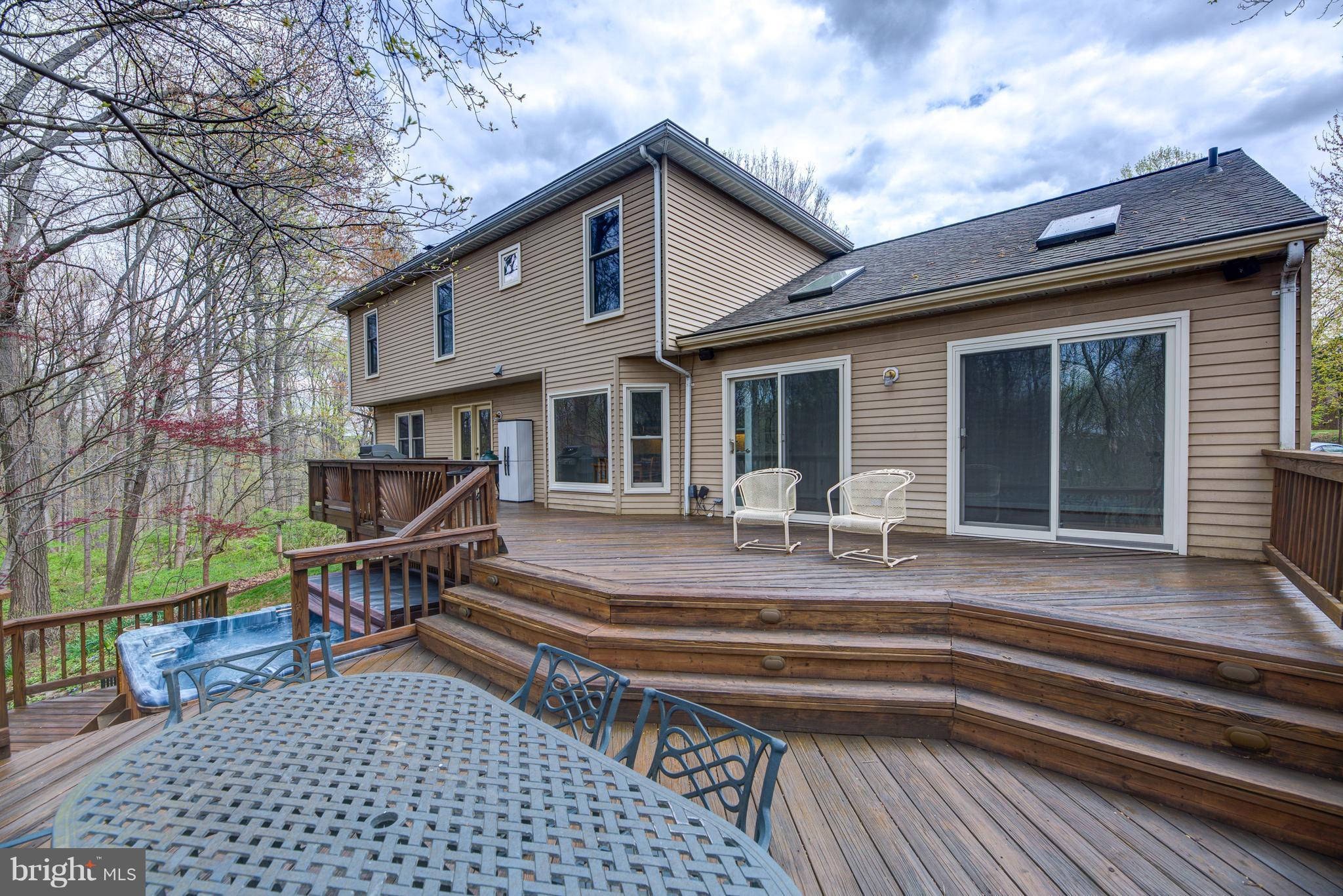 SHAKER WOODS - Residential