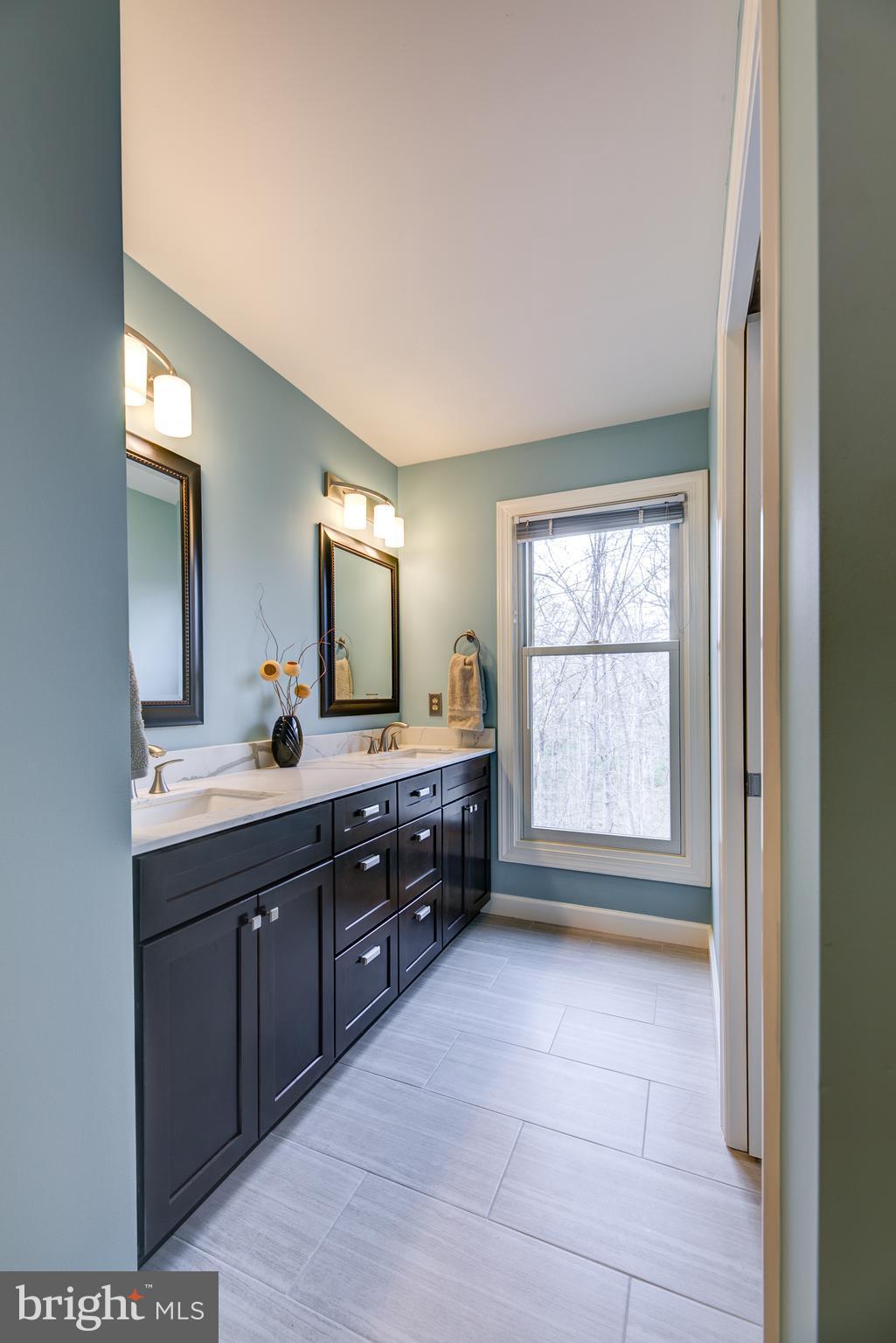 SHAKER WOODS - Residential