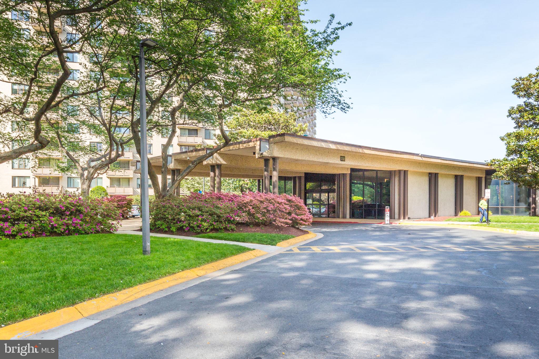 5225 POOKS HILL ROAD 204N