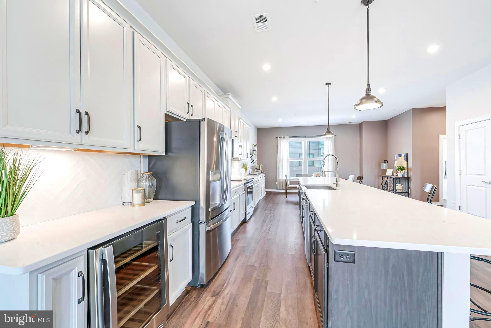 WESTSIDE AT SHADY GROVE - Residential