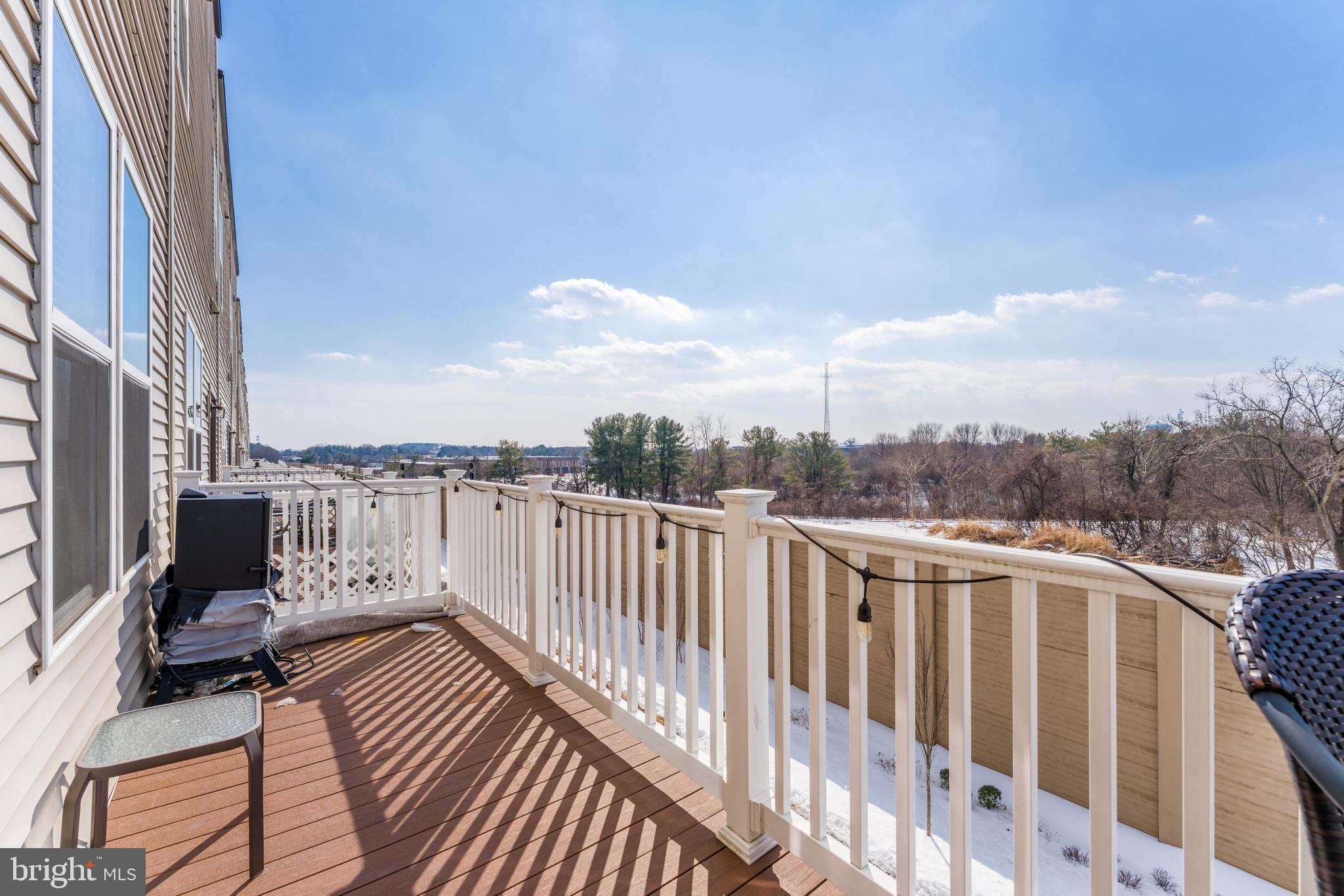 WESTSIDE AT SHADY GROVE - Residential