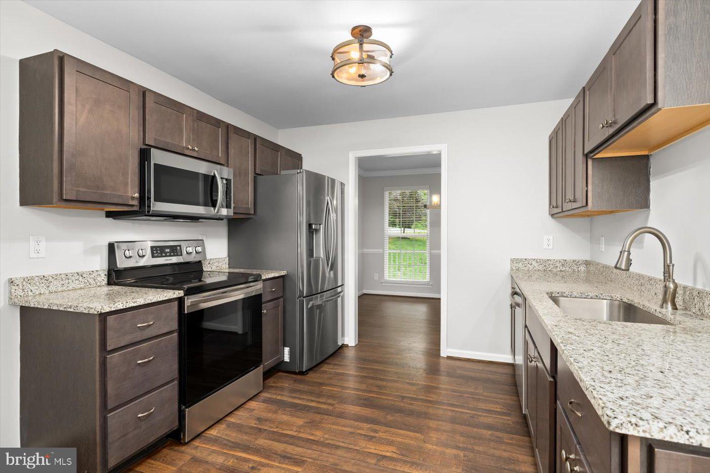 LAKE WILDERNESS - Residential