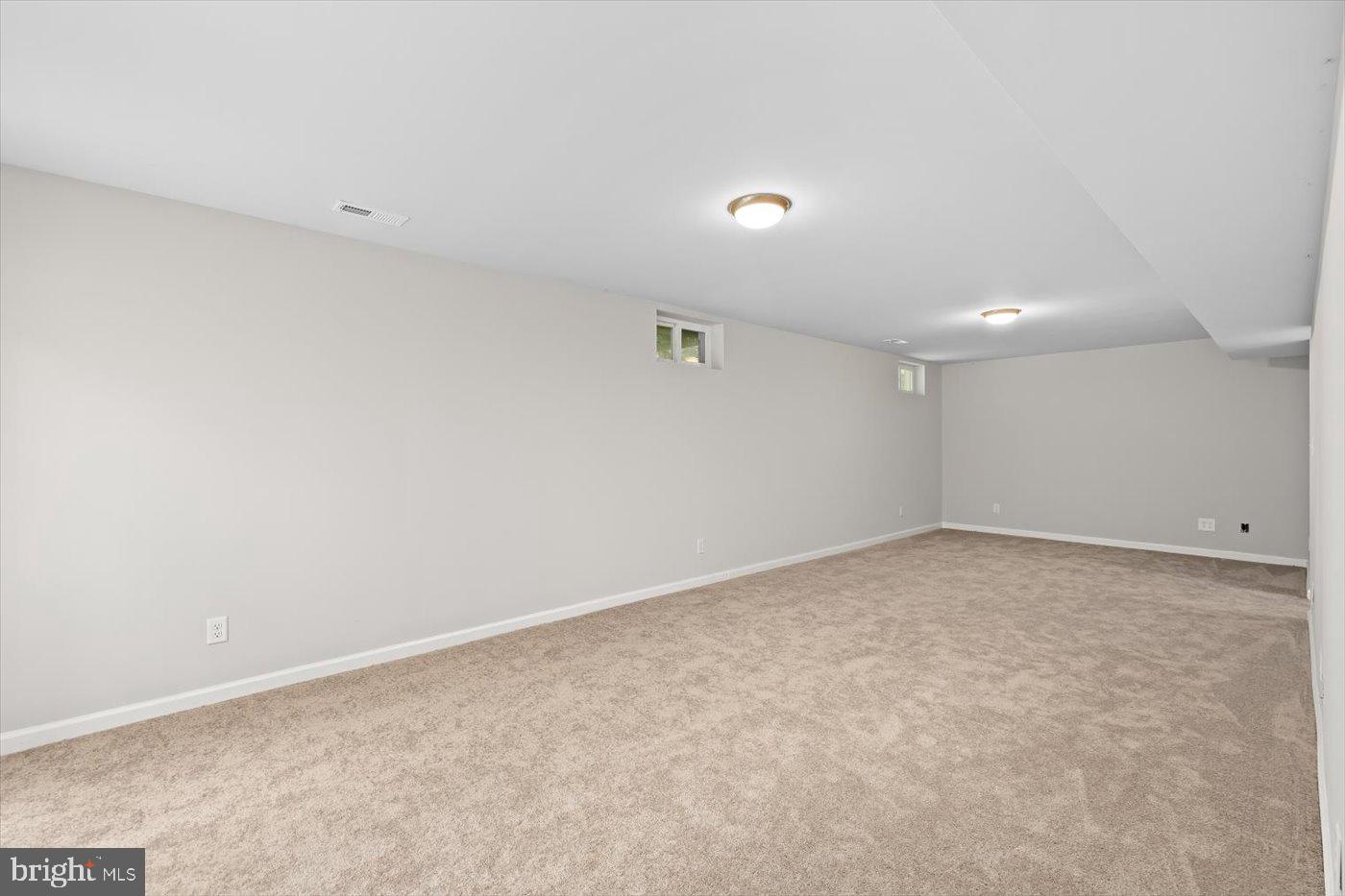 LAKE WILDERNESS - Residential