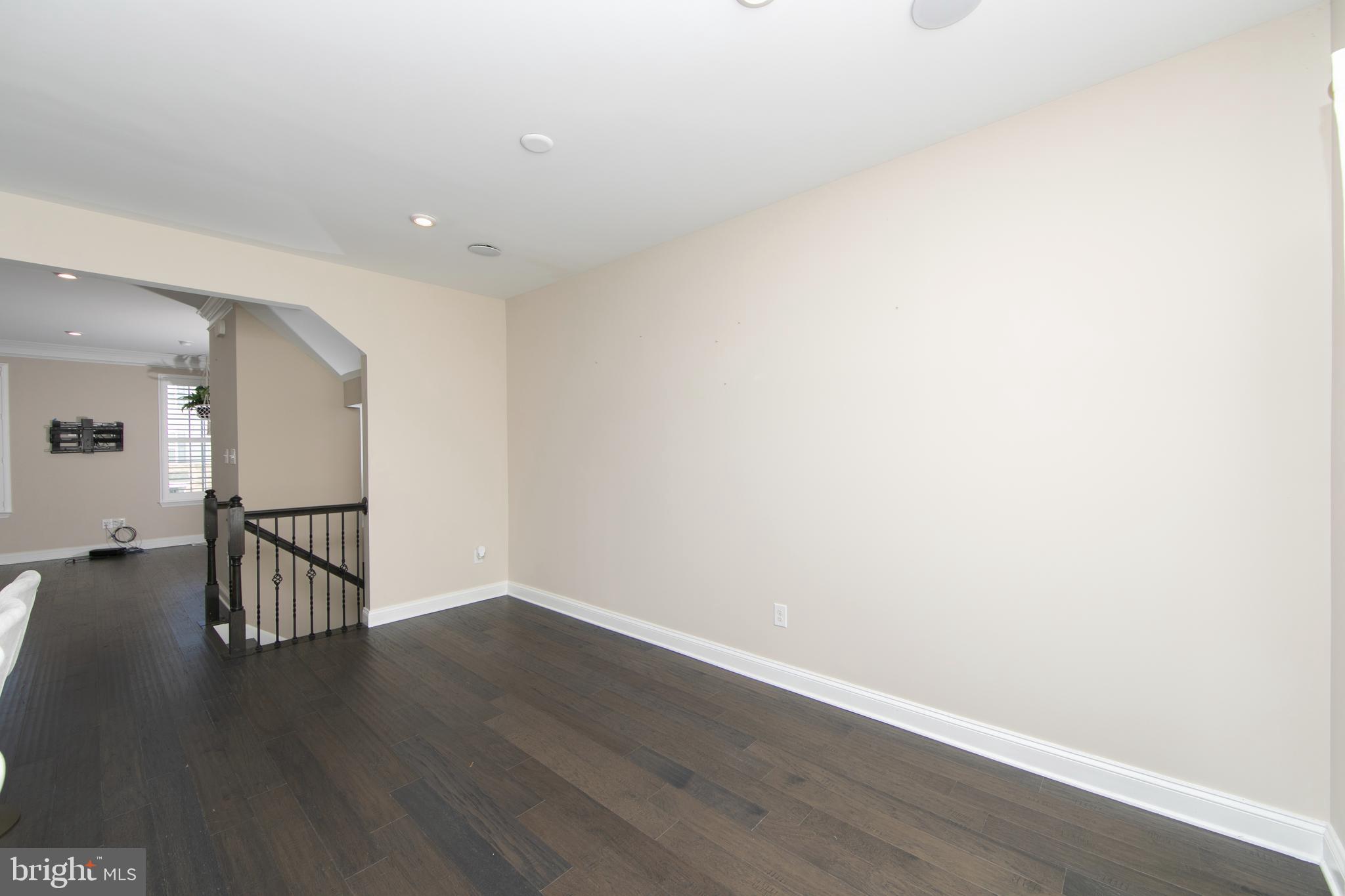 PINNACLE PLACE - Residential