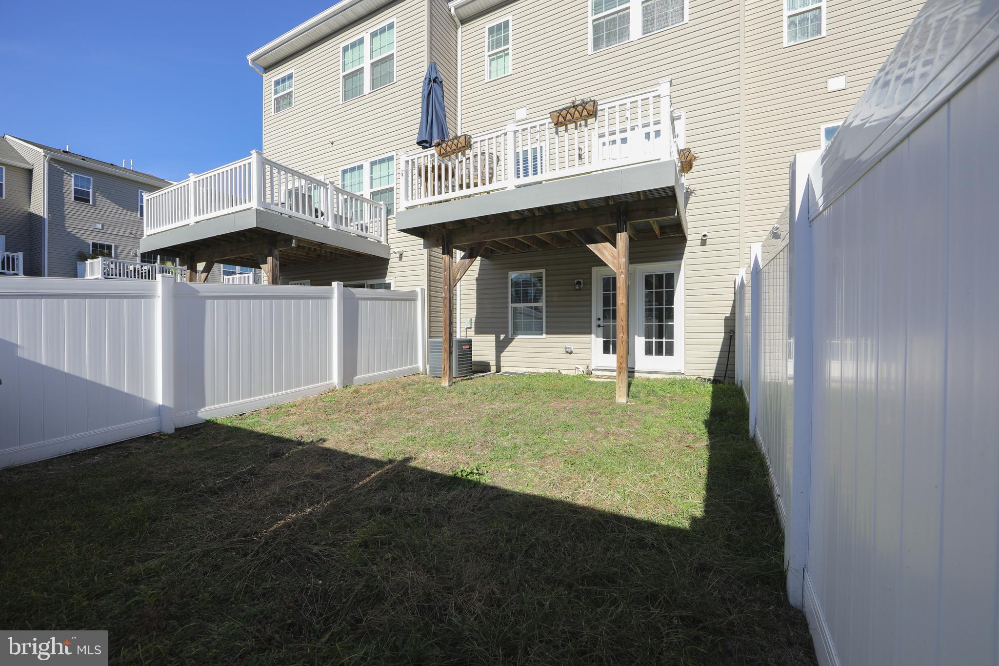 PINNACLE PLACE - Residential