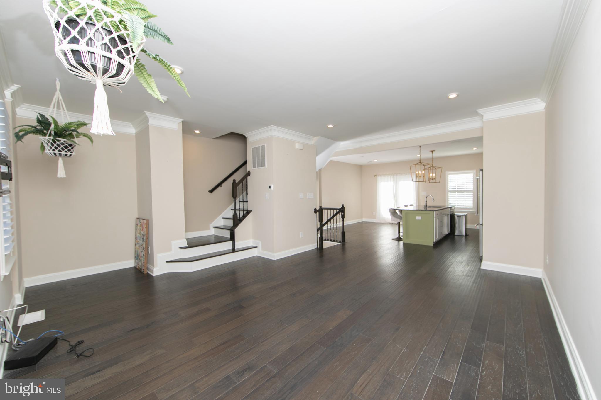 PINNACLE PLACE - Residential