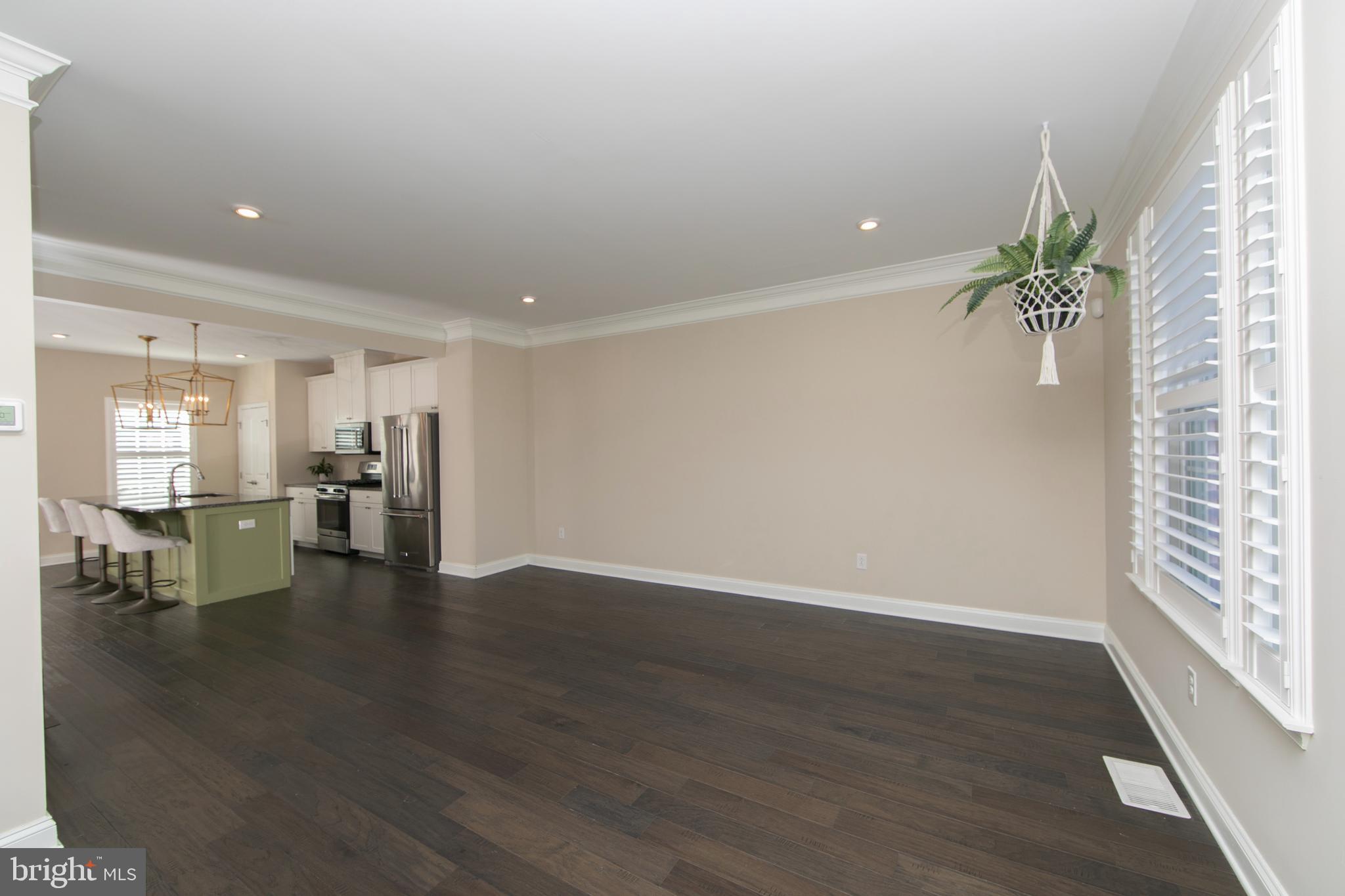 PINNACLE PLACE - Residential