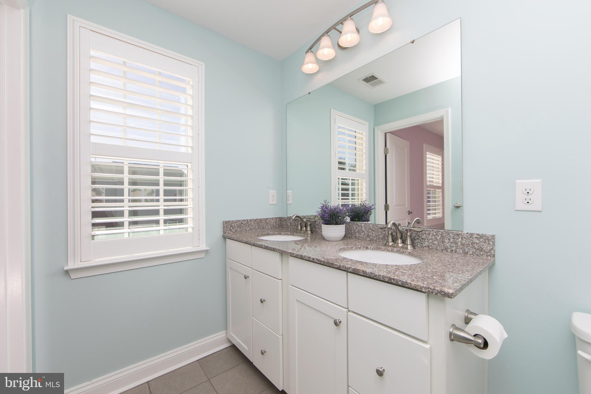 PINNACLE PLACE - Residential