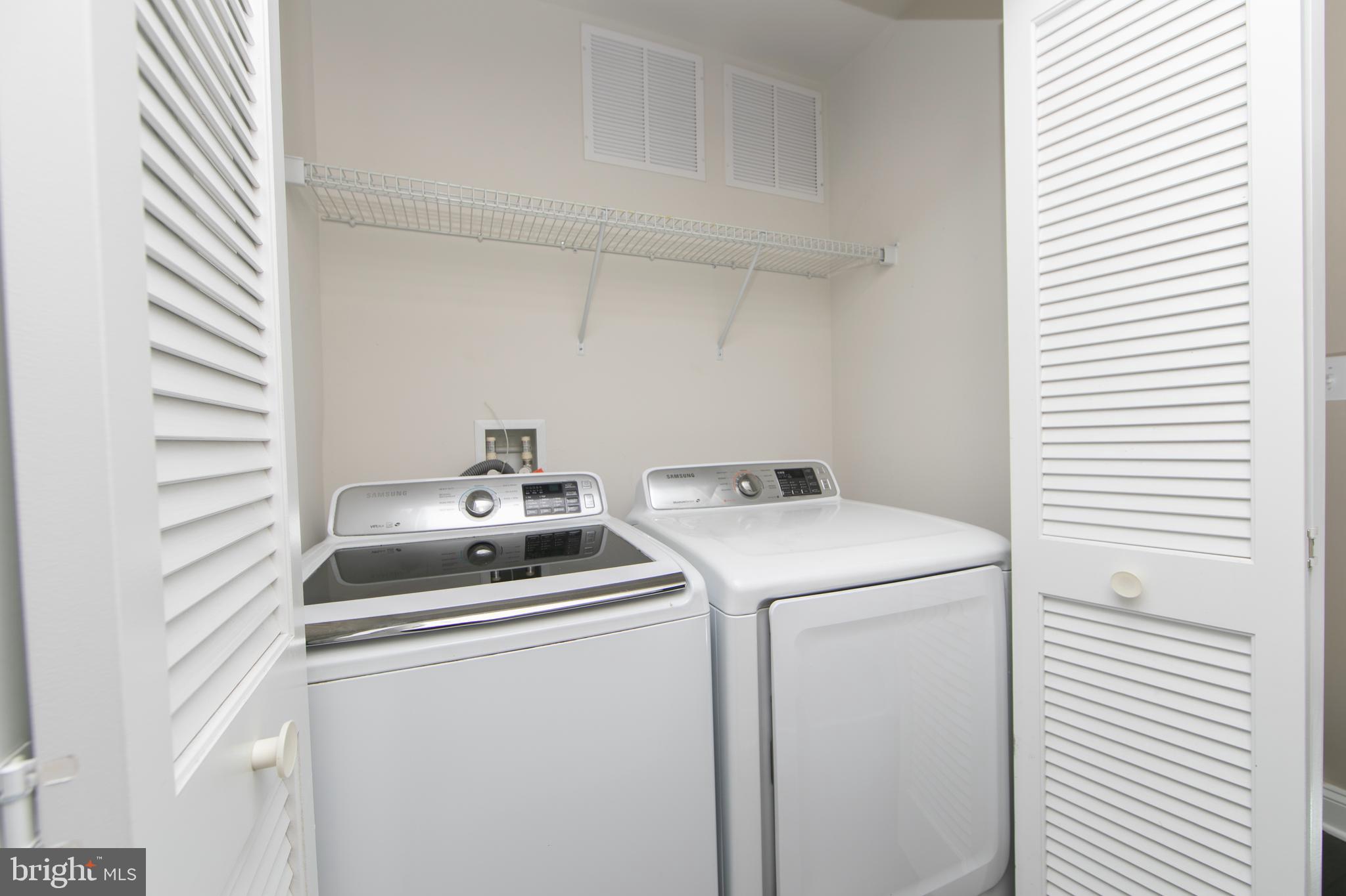 PINNACLE PLACE - Residential