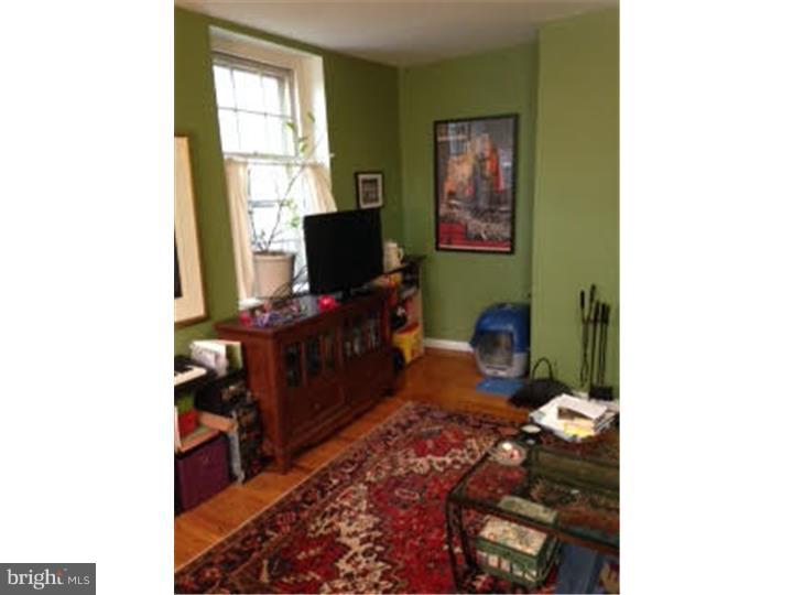 SOCIETY HILL - Residential Lease