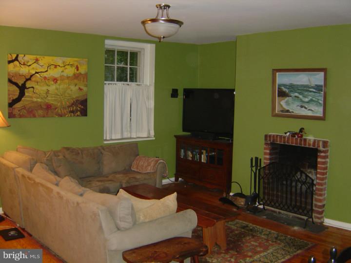 SOCIETY HILL - Residential Lease