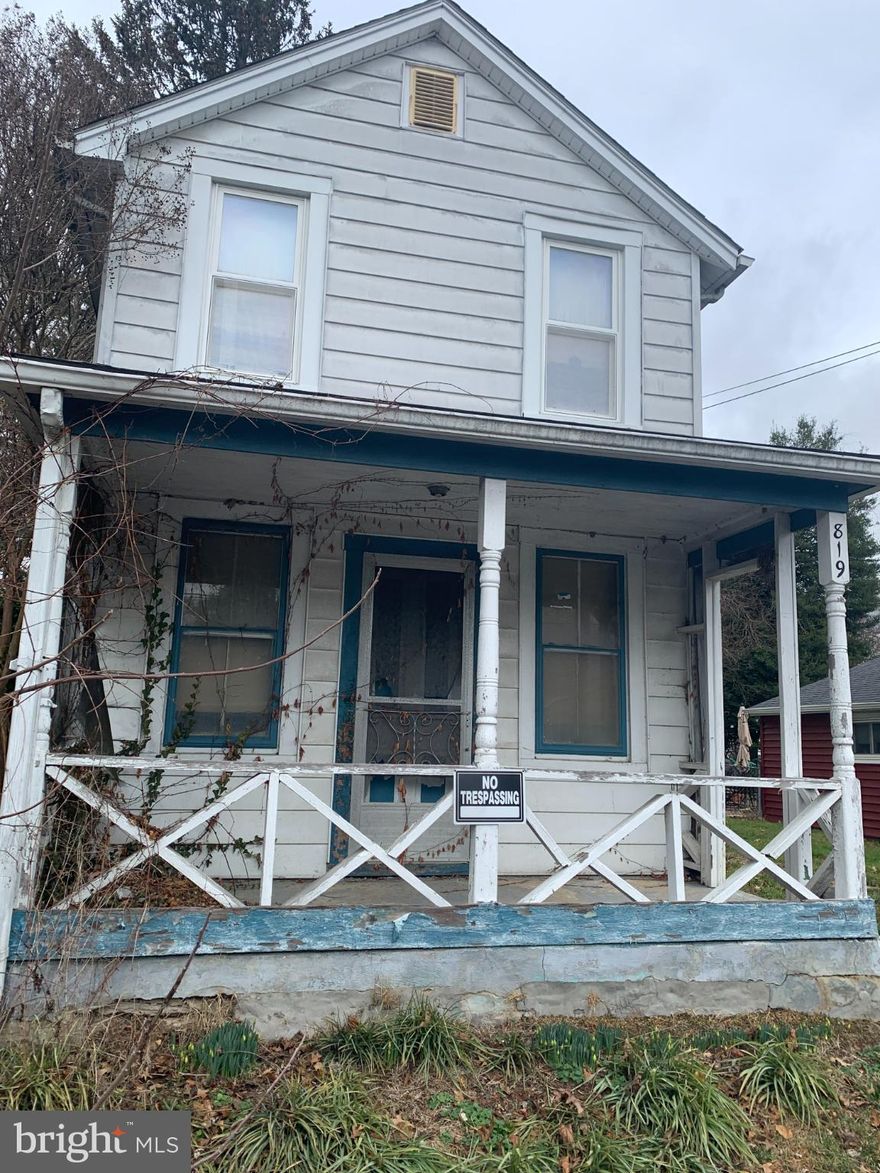 This is a great property for an experienced investor, or builder. A home buyer who would like to build a custom home is also welcome. Plans are attached to take down the back two sections and rebuild as a 1500 sq ft 3 bedroom 2 bath home. Other possibilities would be tearing down completely and rebuilding. Owner is a licensed Realtor in MD.