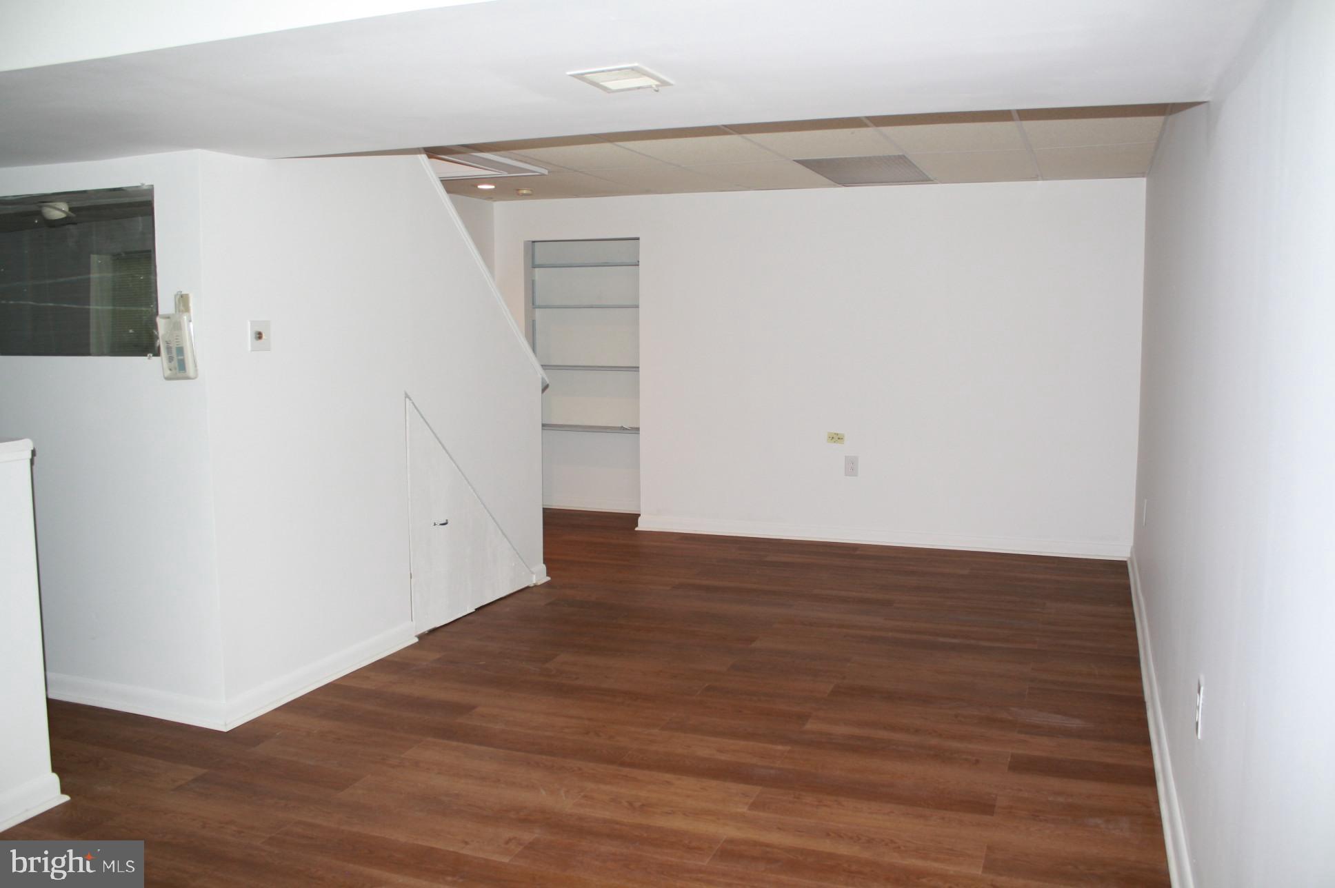 WOODBRIDGE CROSSING - Residential