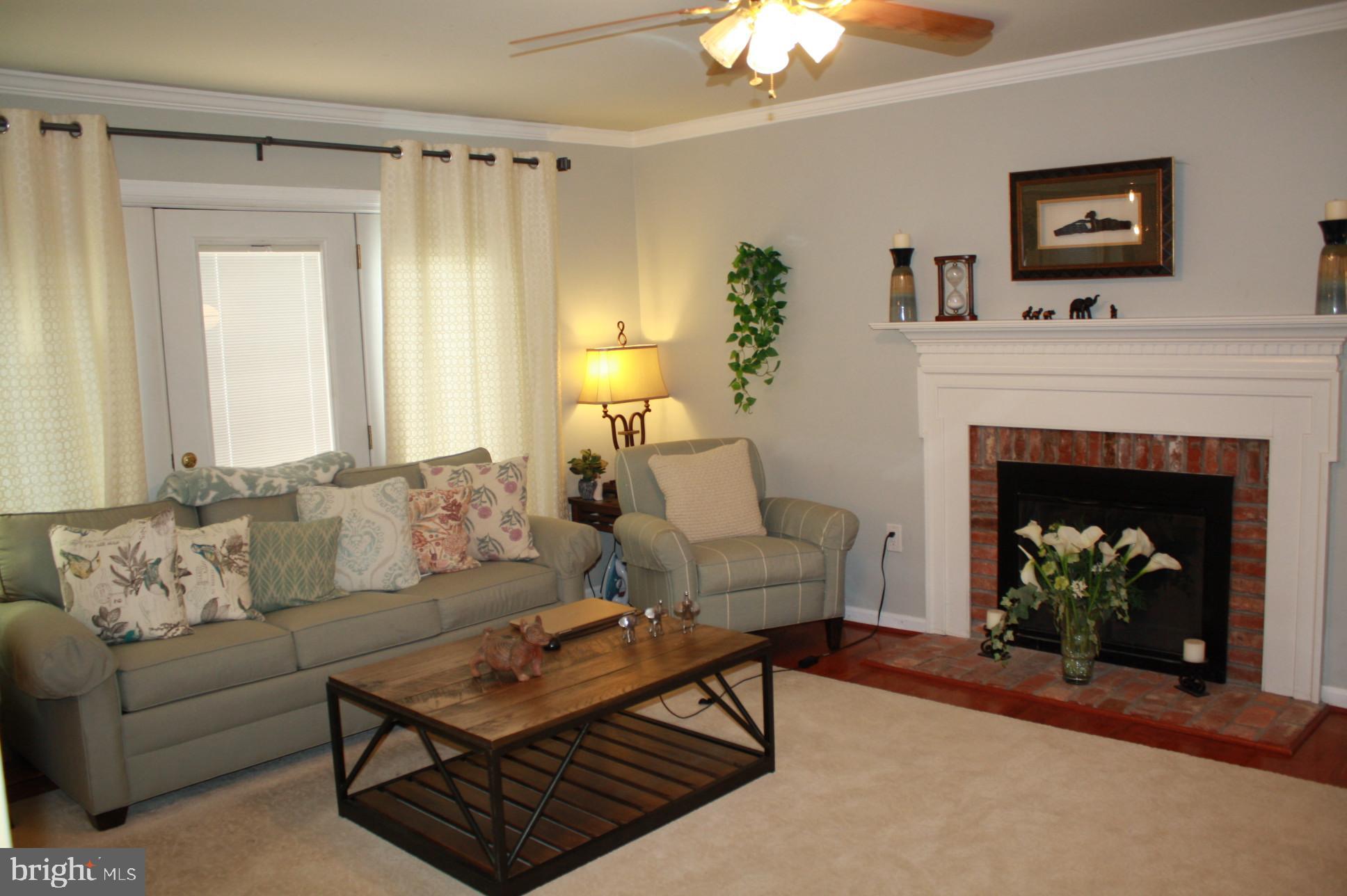 WOODBRIDGE CROSSING - Residential