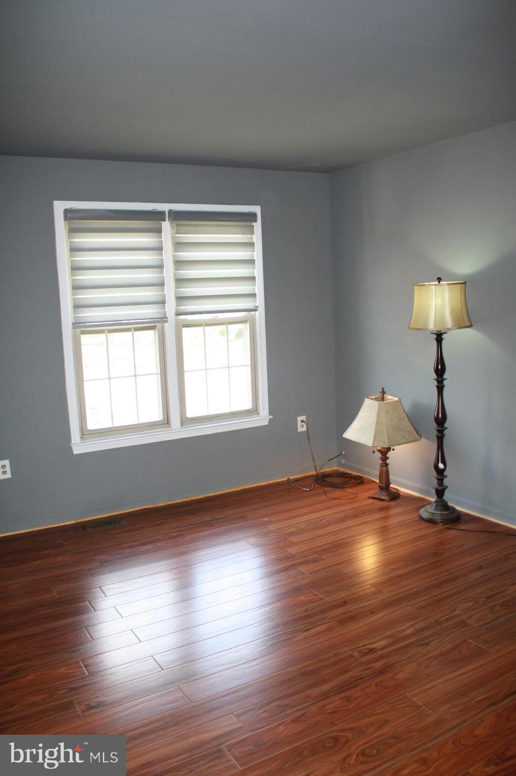 WOODBRIDGE CROSSING - Residential