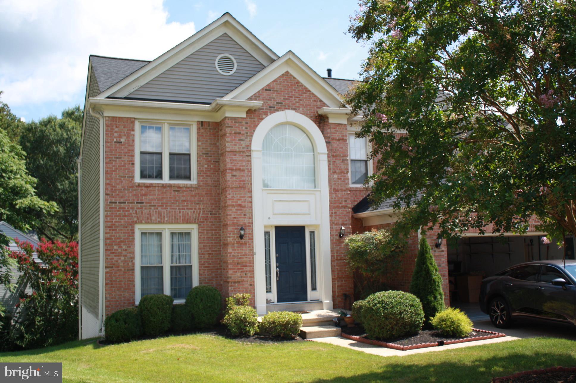 WOODBRIDGE CROSSING - Residential