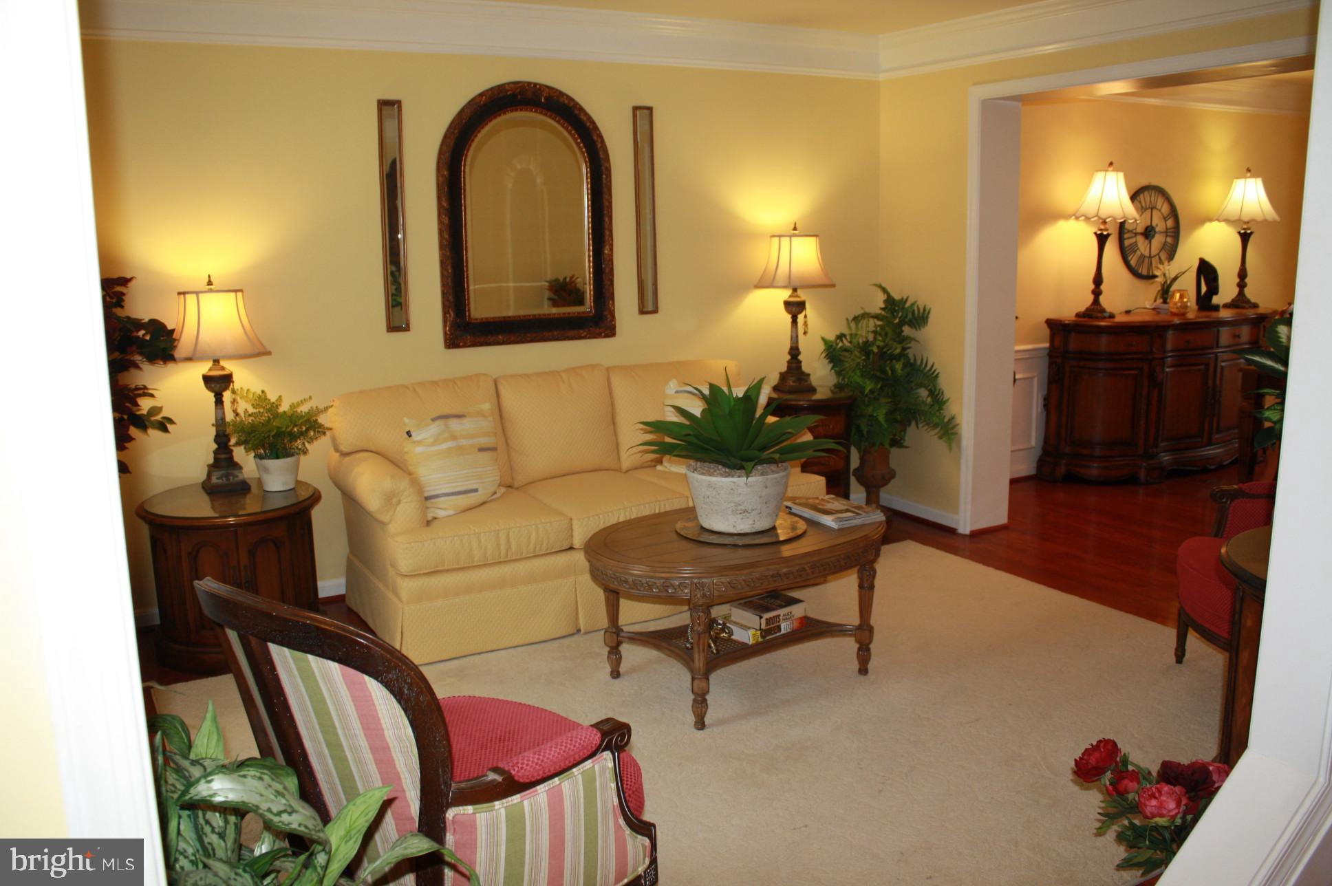 WOODBRIDGE CROSSING - Residential