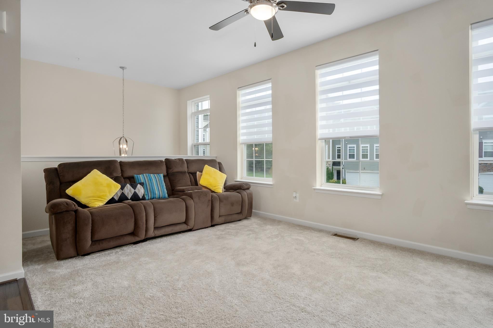 20212 CAPITAL LANE