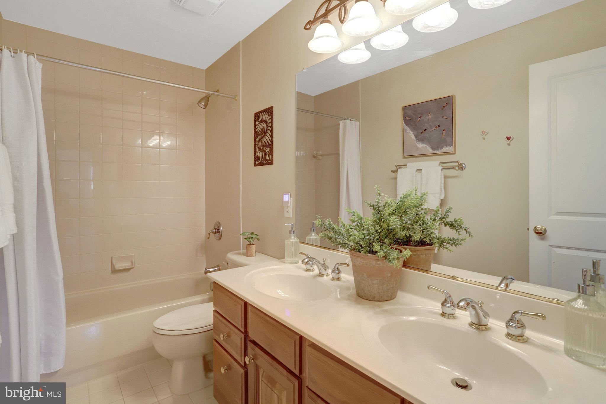 WELLINGTON - Residential