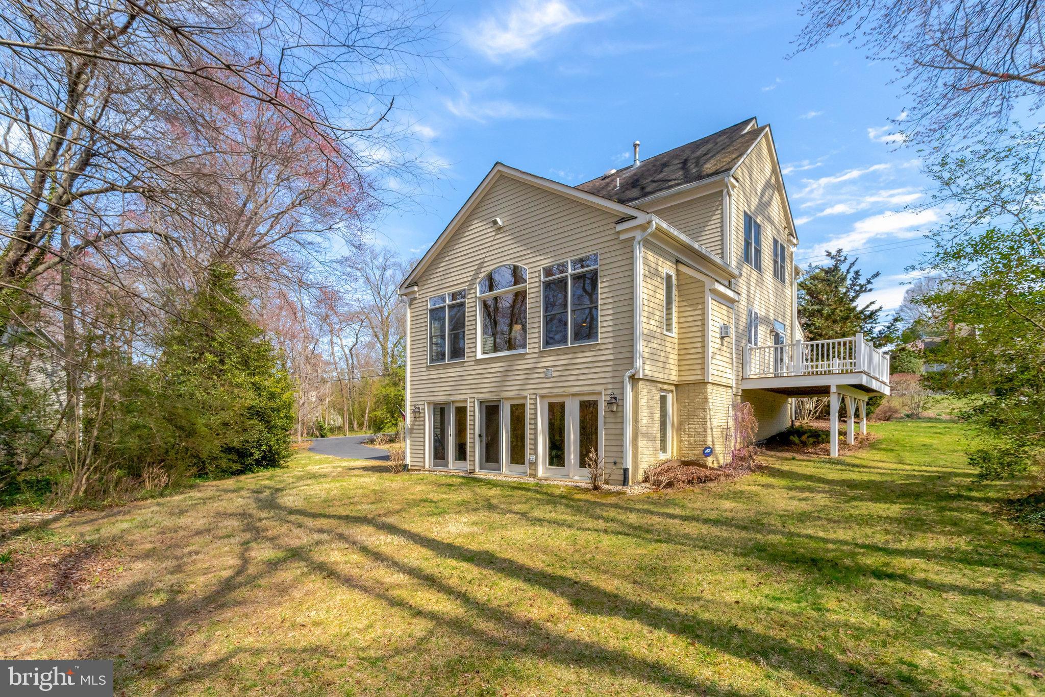 WELLINGTON - Residential