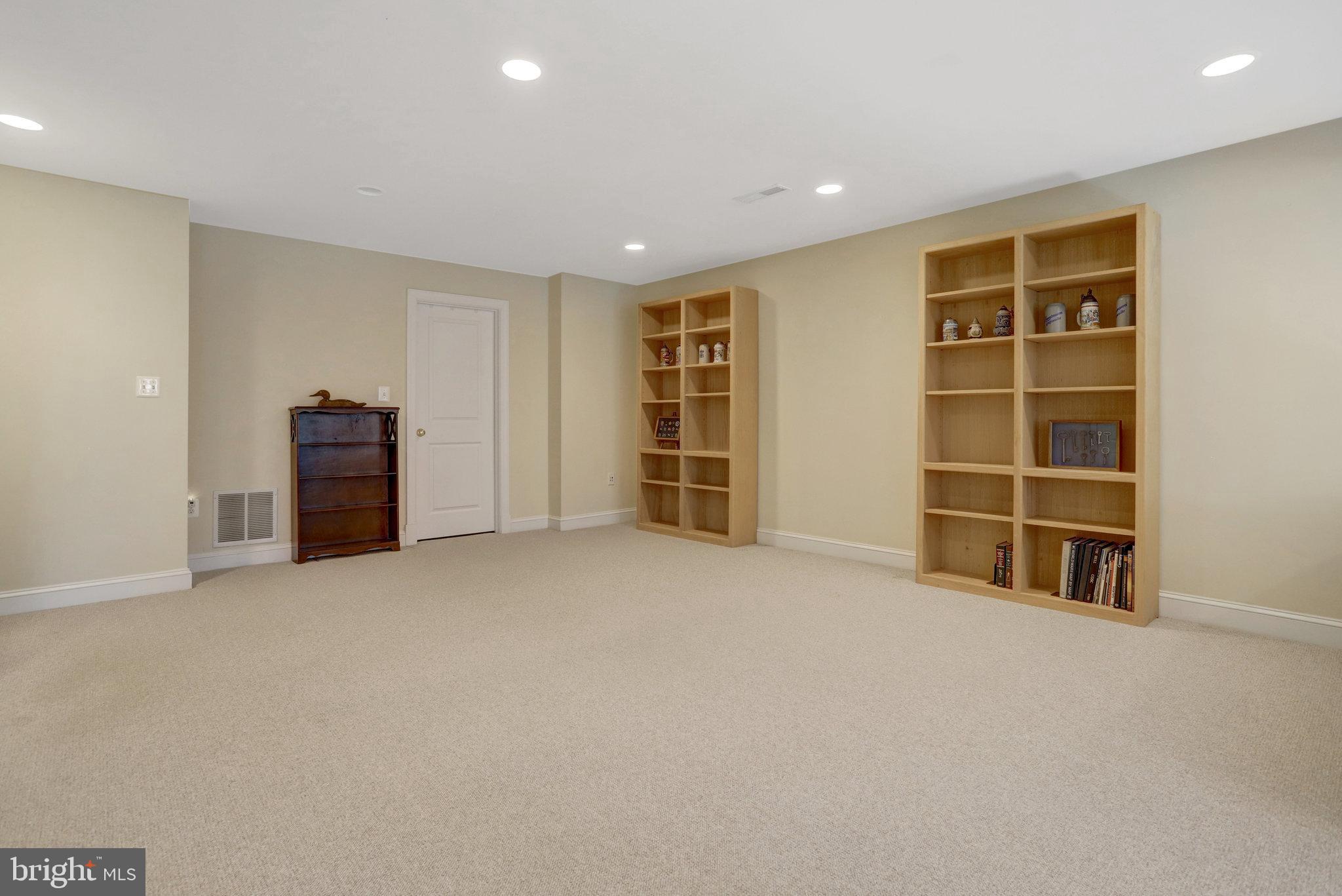 WELLINGTON - Residential