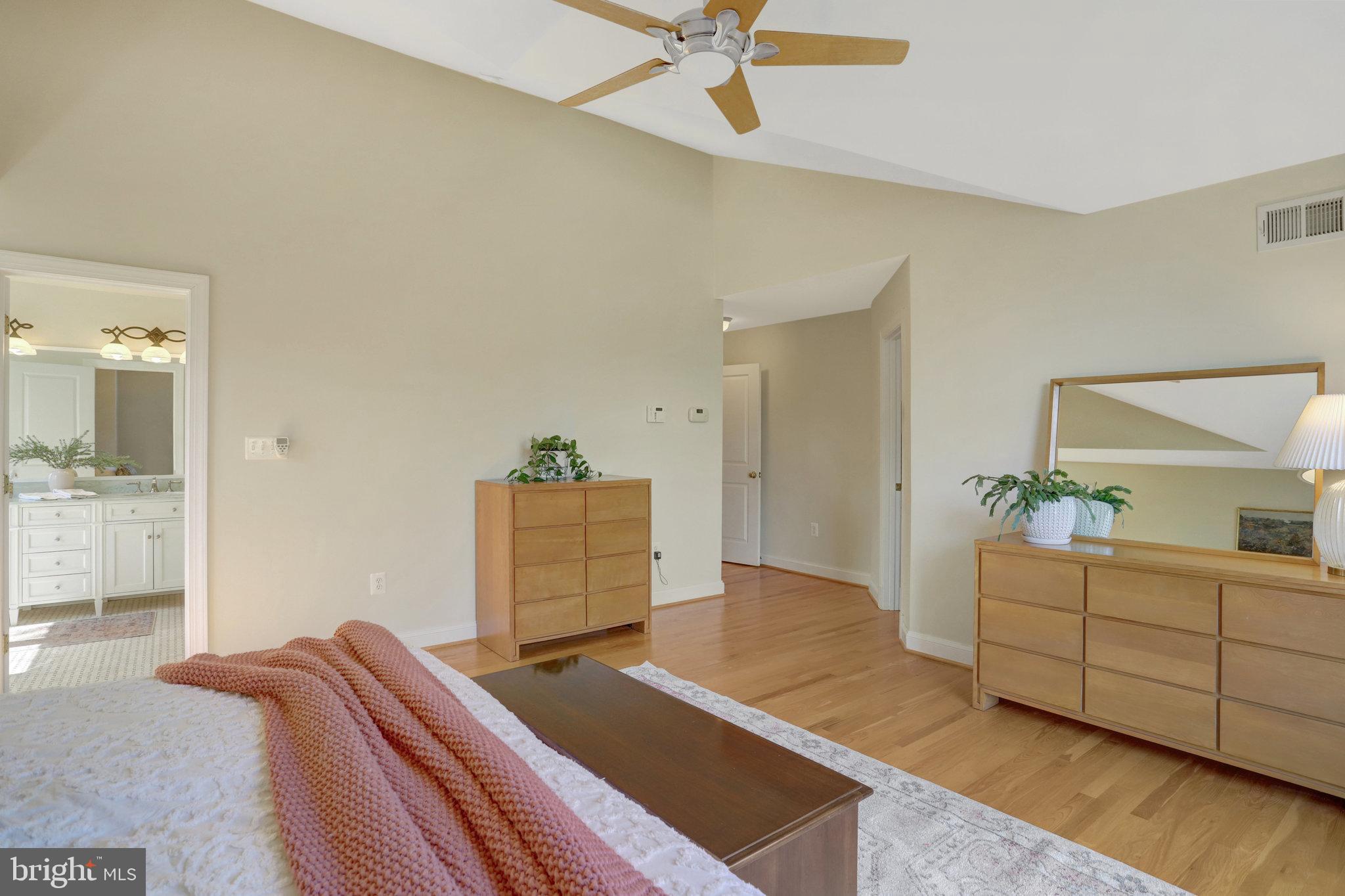 WELLINGTON - Residential