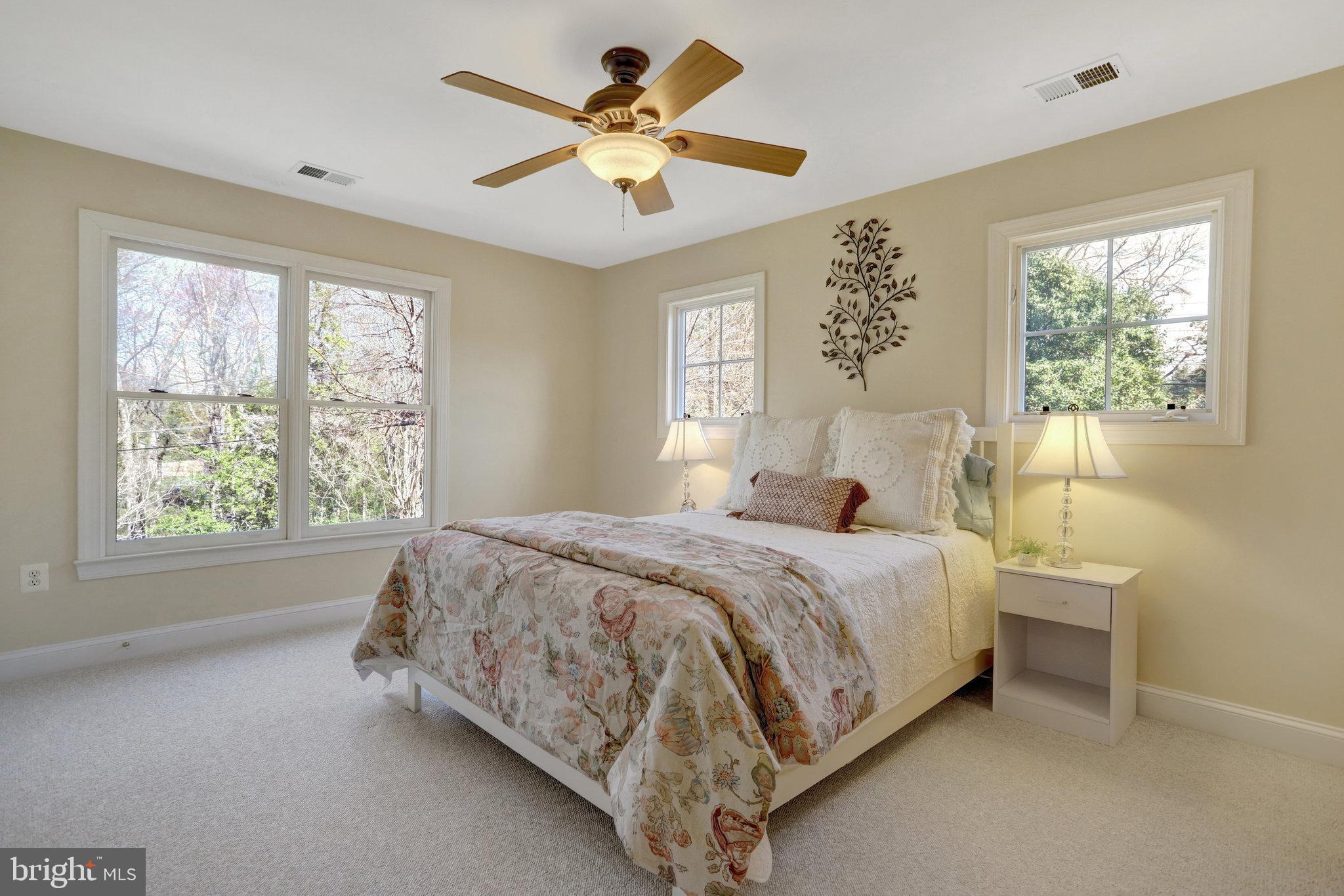 WELLINGTON - Residential