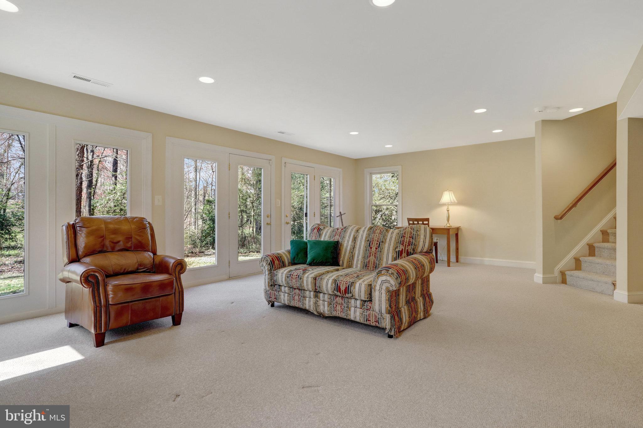 WELLINGTON - Residential