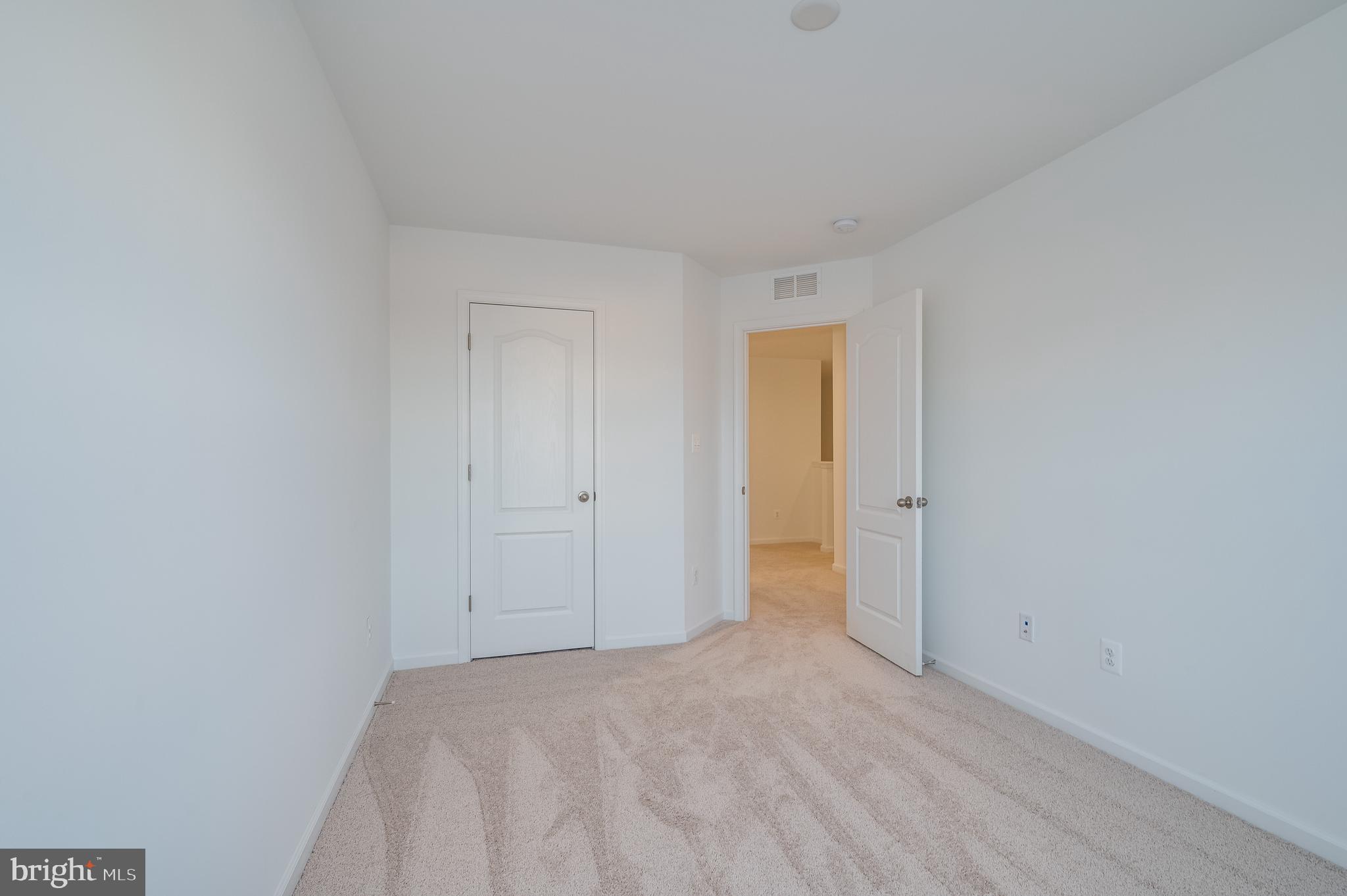 MARTINSBURG STATION - Residential Lease