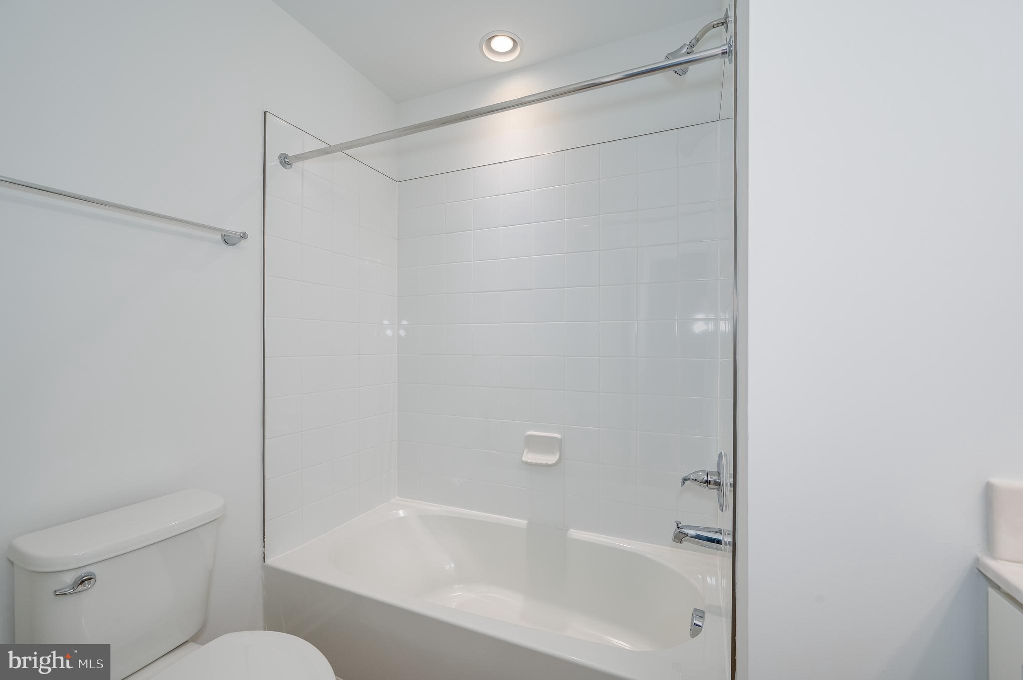 MARTINSBURG STATION - Residential Lease