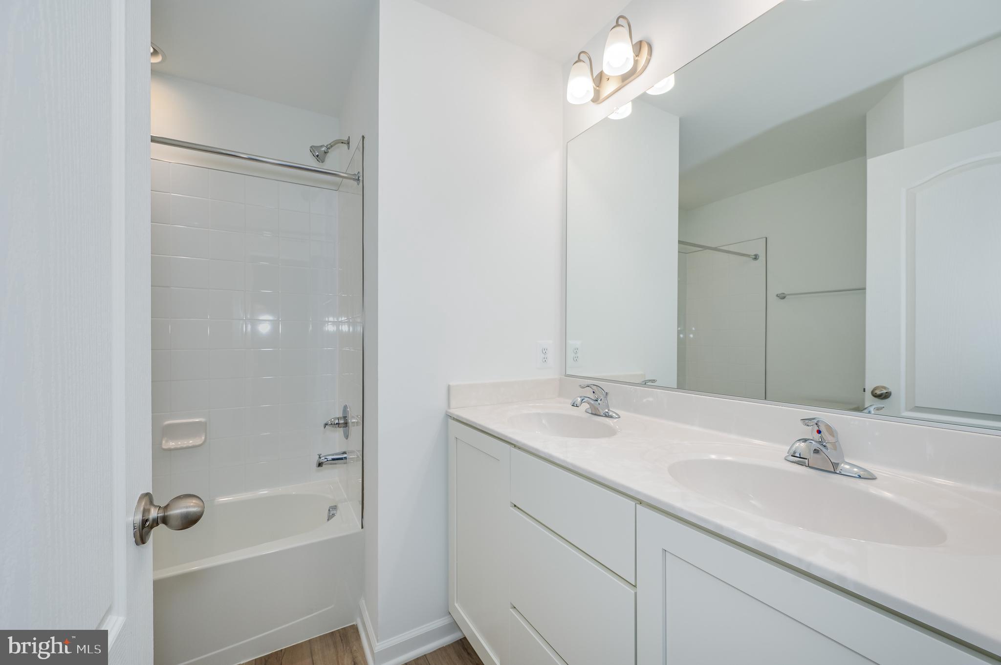 MARTINSBURG STATION - Residential Lease