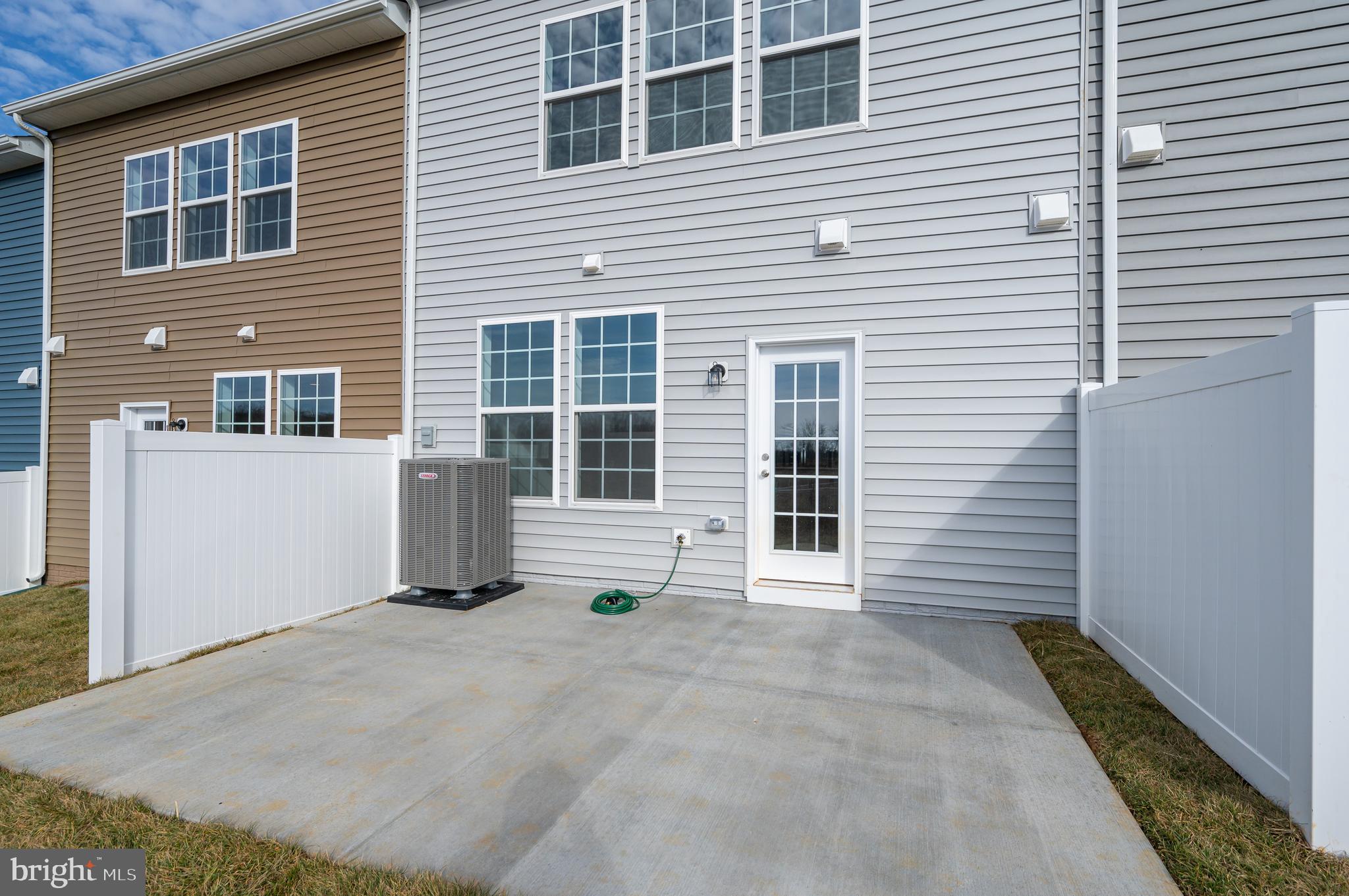 MARTINSBURG STATION - Residential Lease