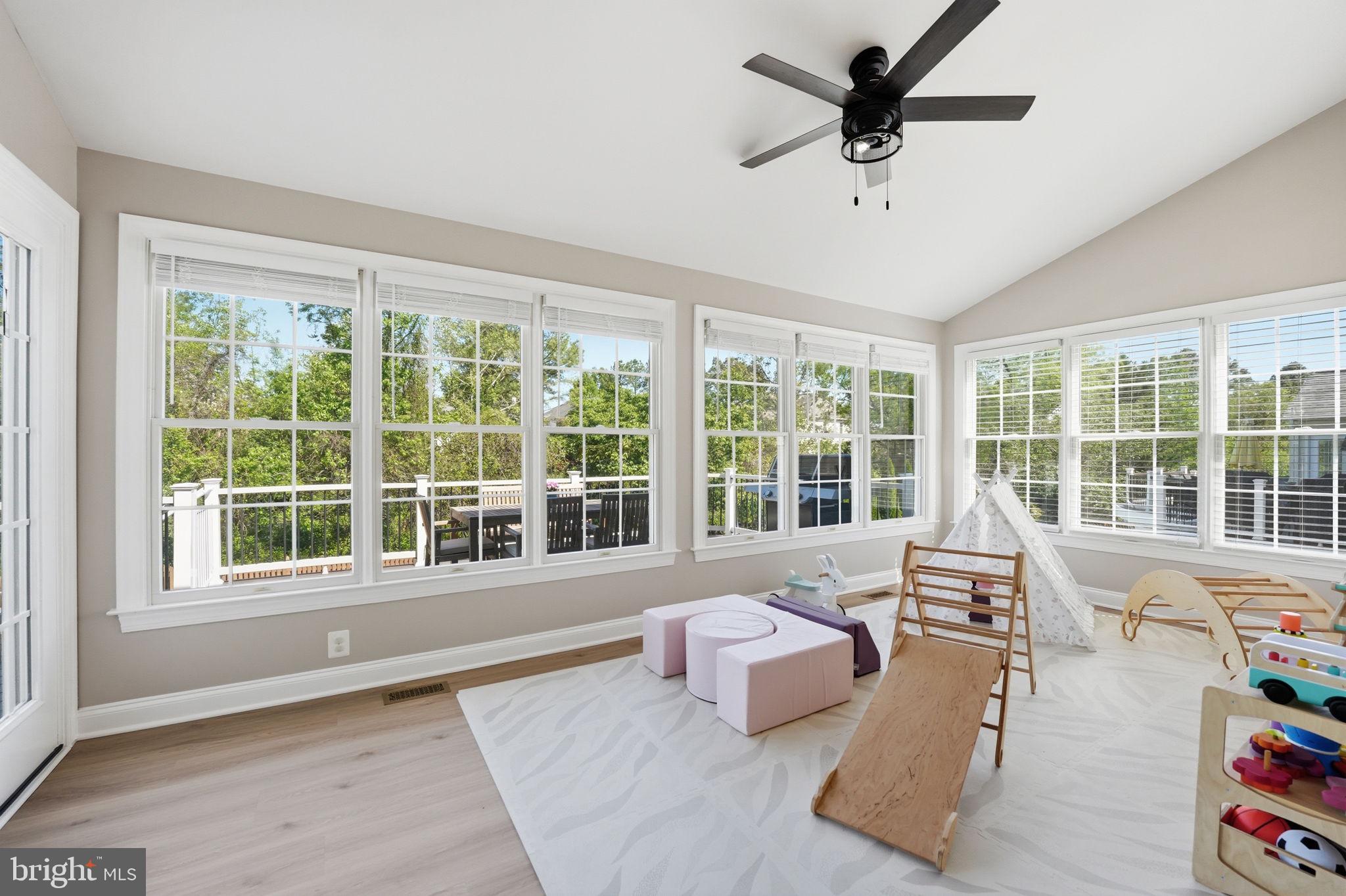 DOMINION VALLEY COUNTRY CLUB - Residential