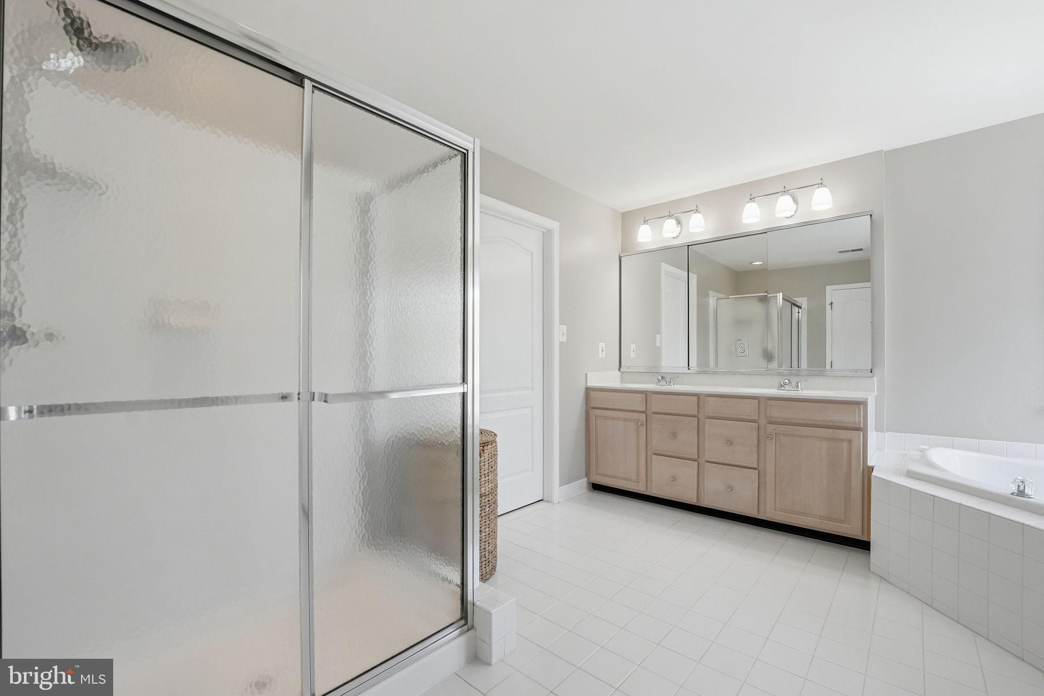 DOMINION VALLEY COUNTRY CLUB - Residential