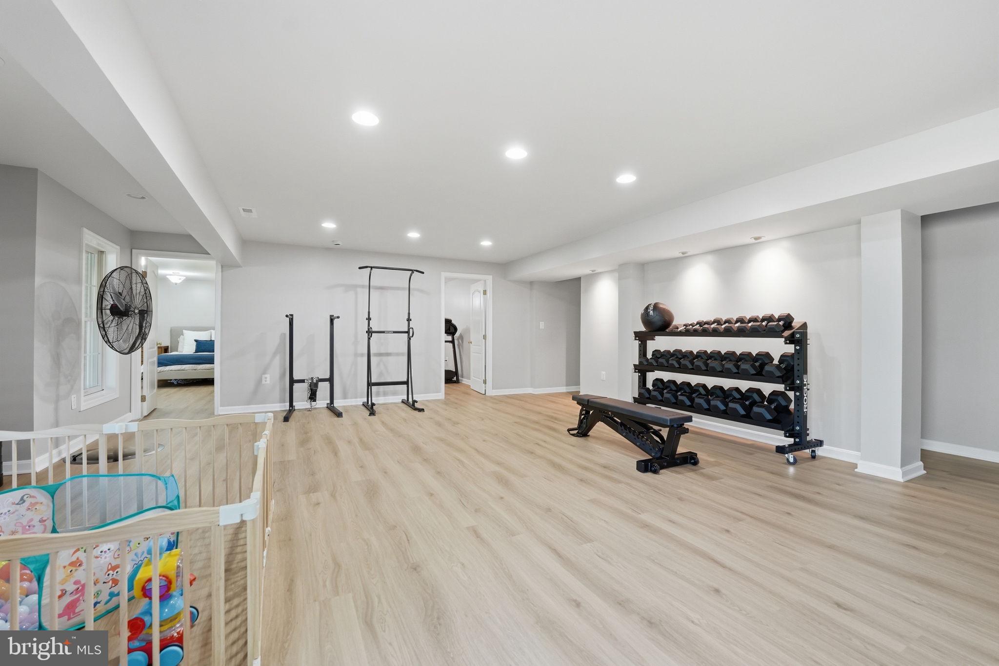 DOMINION VALLEY COUNTRY CLUB - Residential