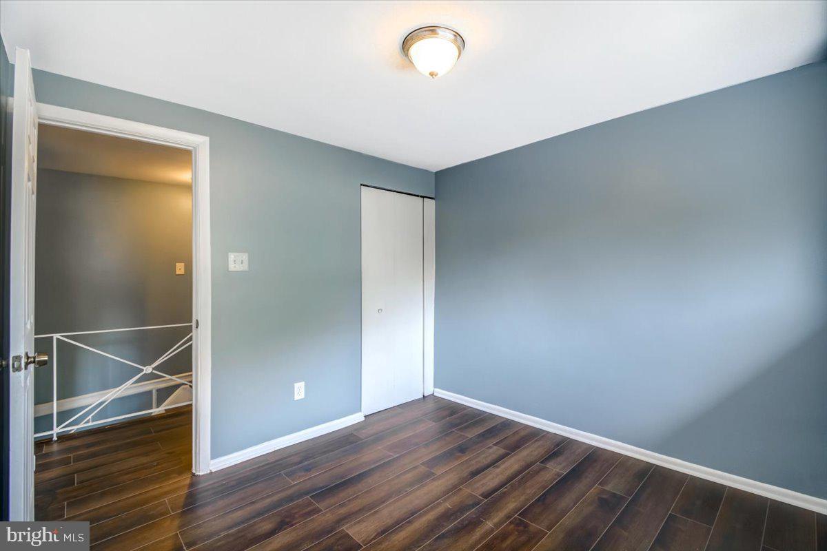 KENT VILLAGE - Residential