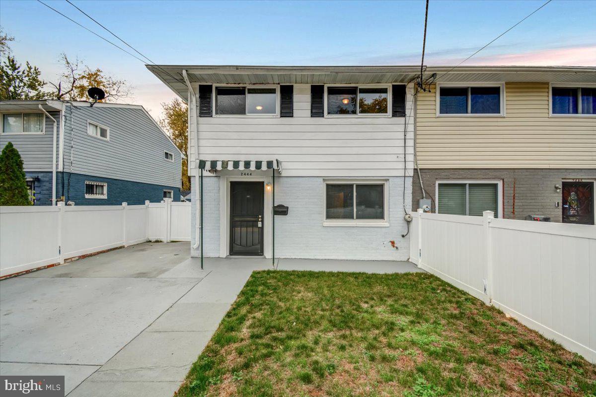 KENT VILLAGE - Residential