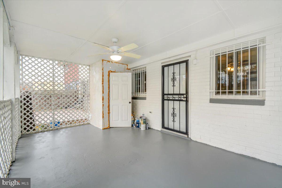 KENT VILLAGE - Residential