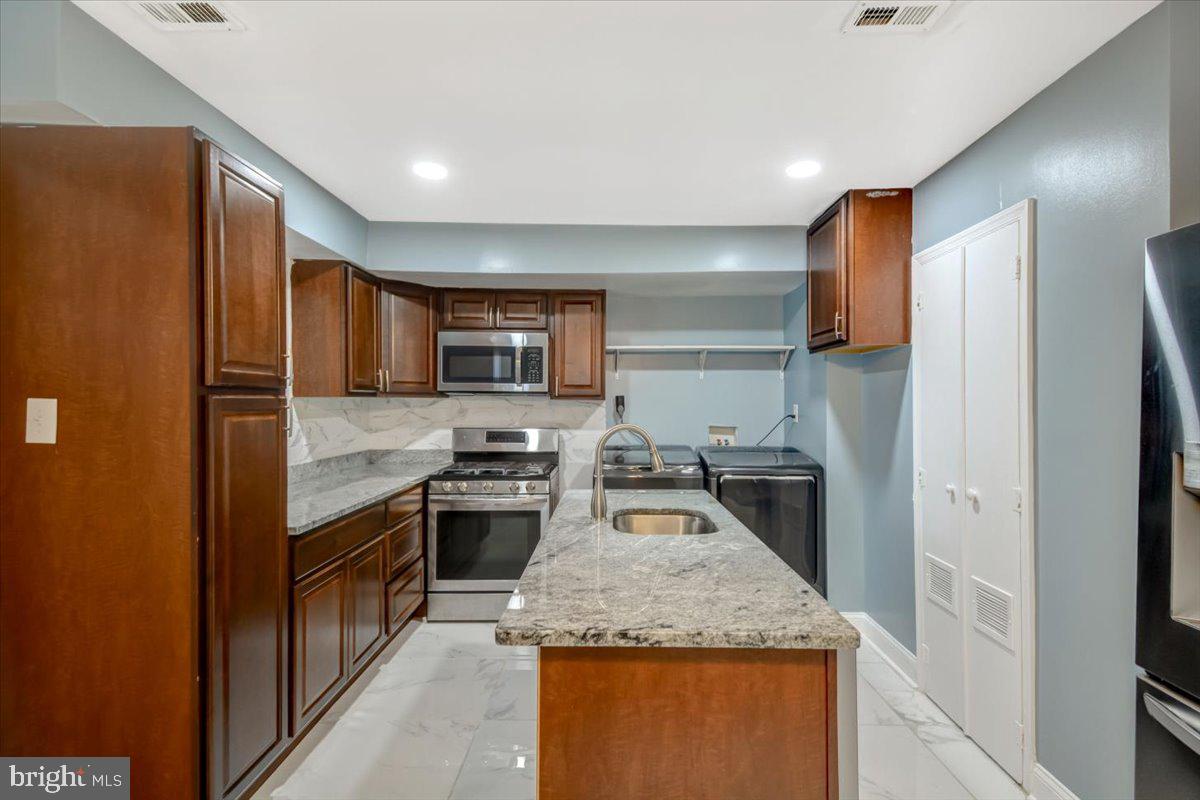 KENT VILLAGE - Residential