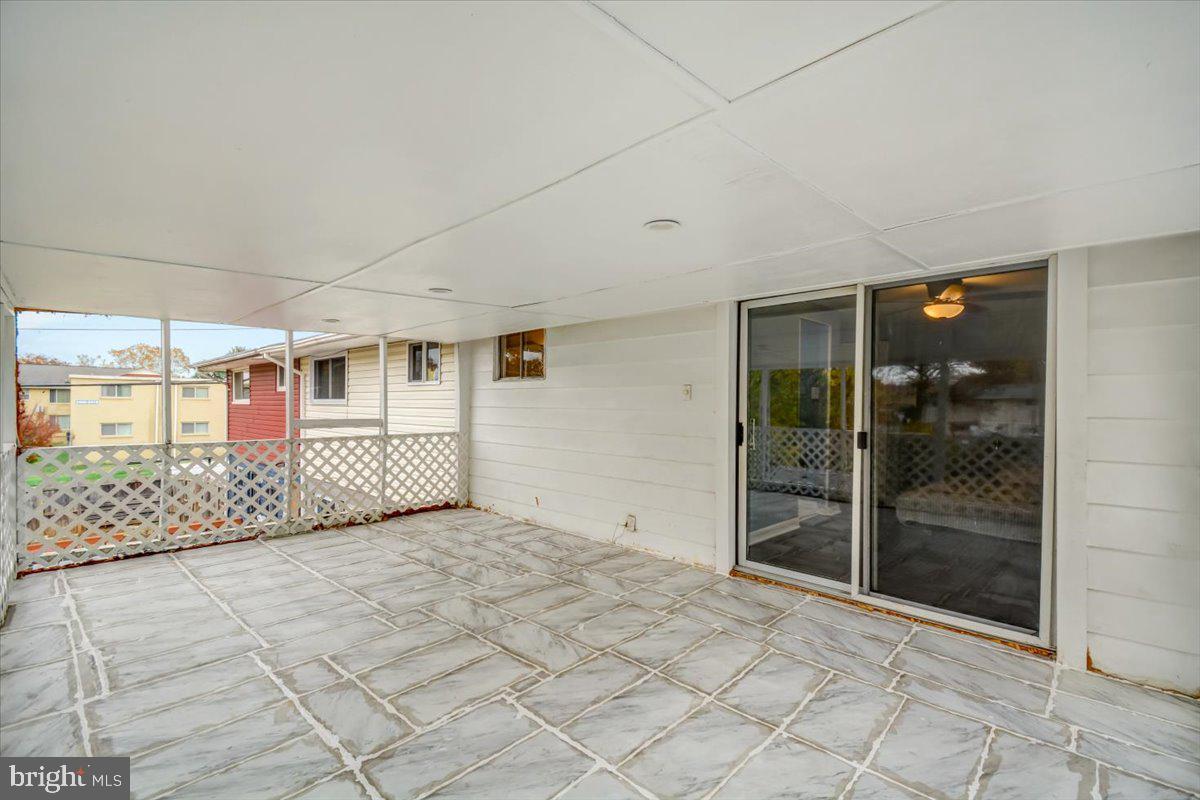 KENT VILLAGE - Residential