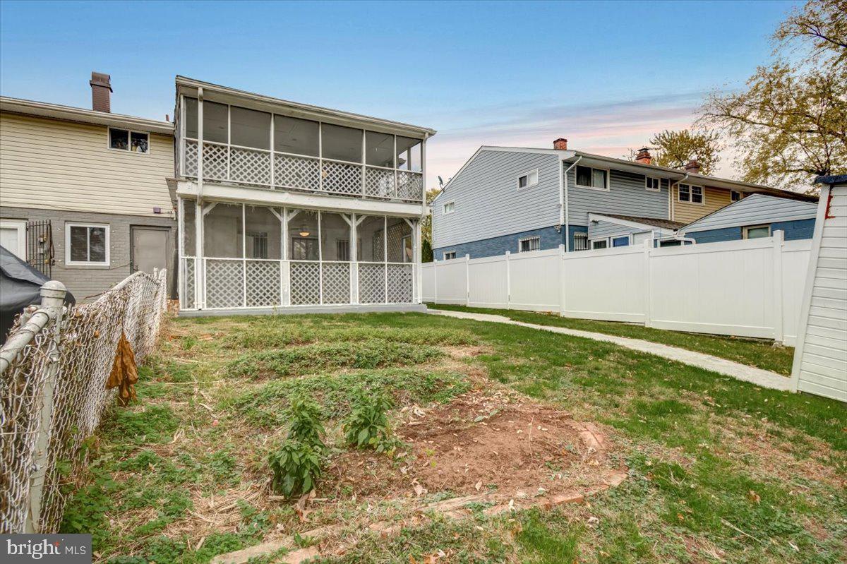 KENT VILLAGE - Residential