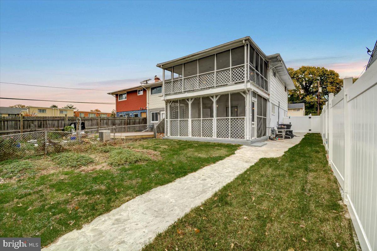 KENT VILLAGE - Residential