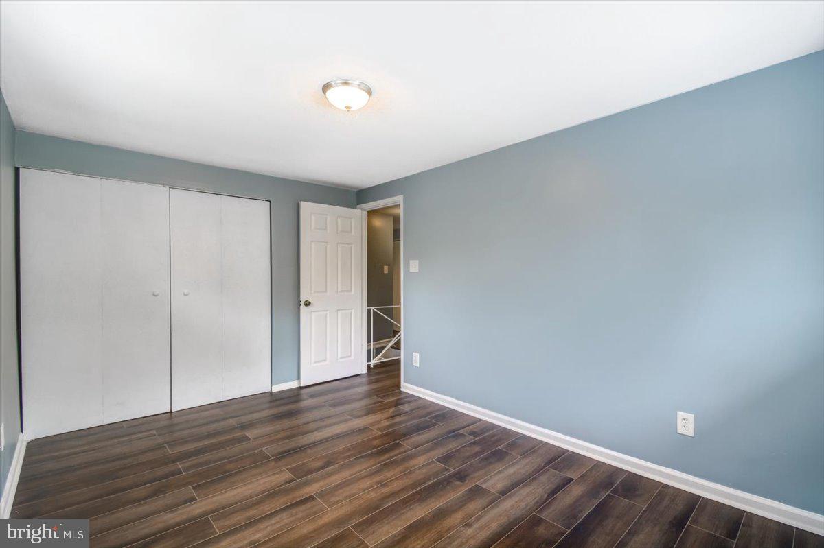 KENT VILLAGE - Residential