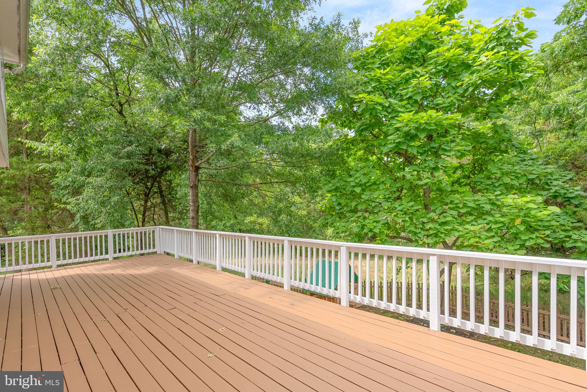 ASHBURN VILLAGE - Residential