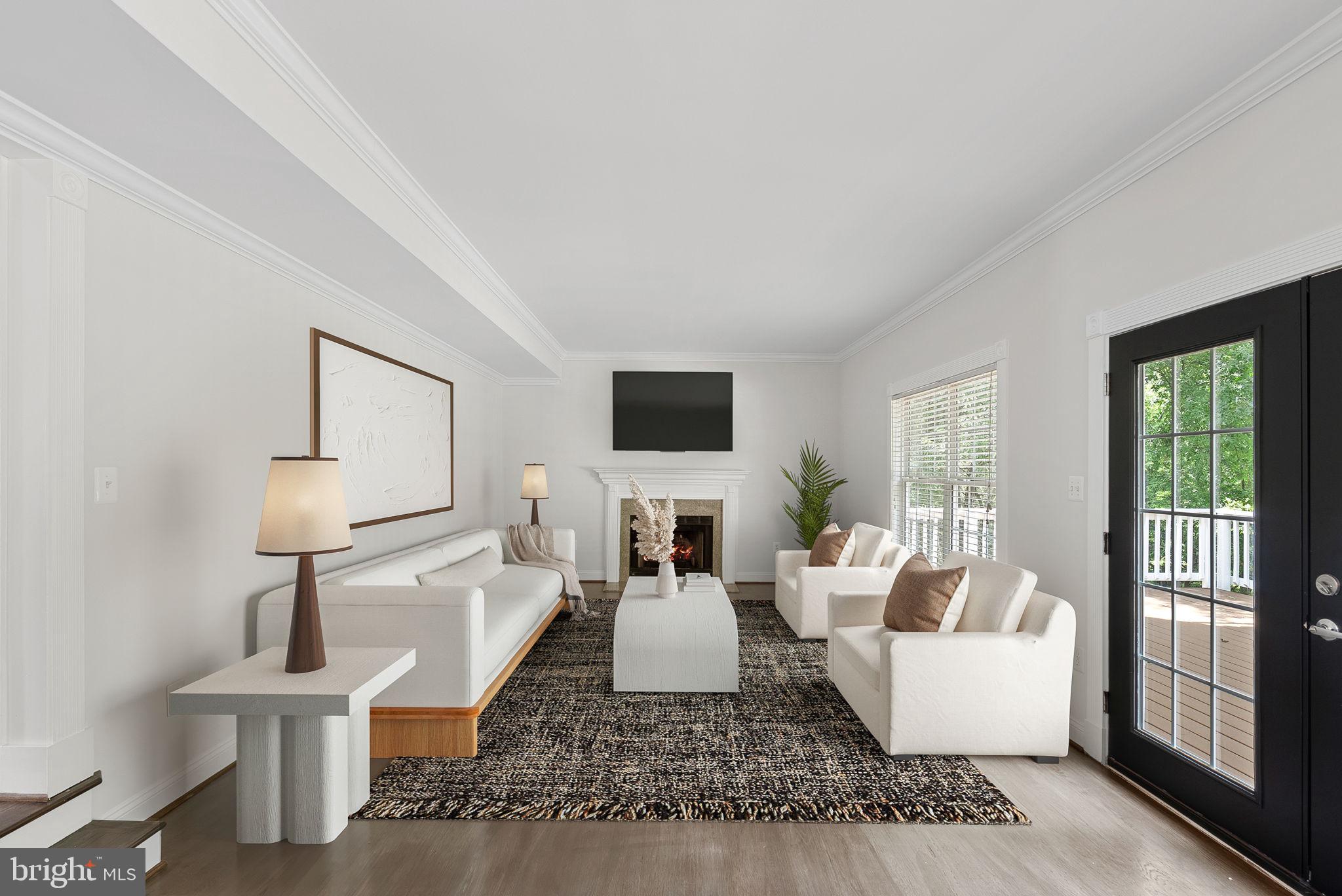 ASHBURN VILLAGE - Residential