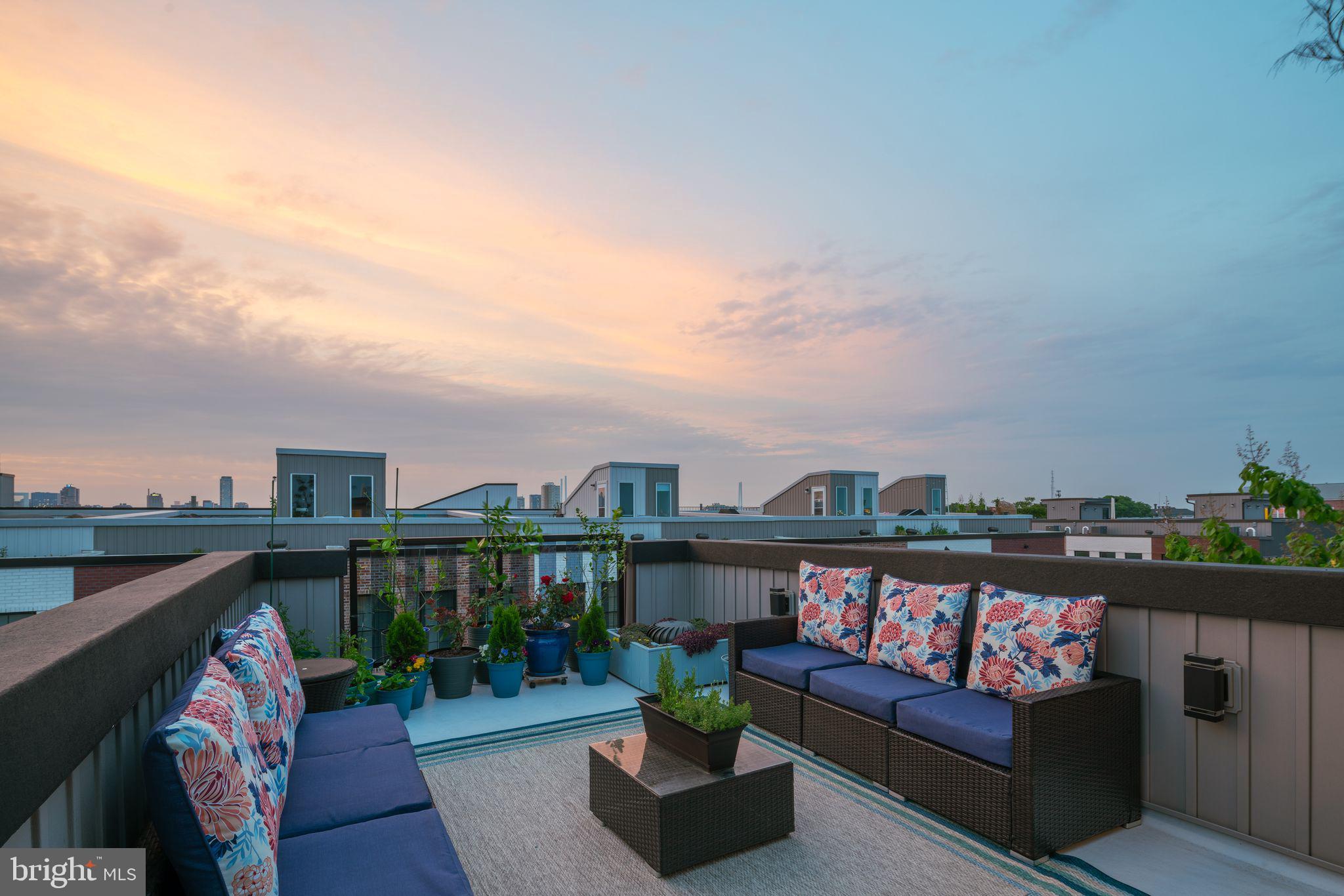 DICKINSON NARROWS - Residential