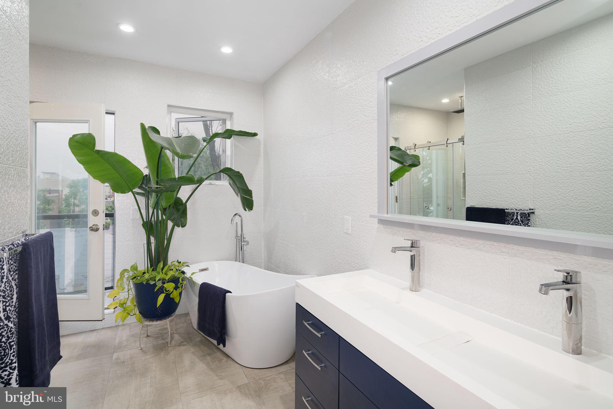 DICKINSON NARROWS - Residential