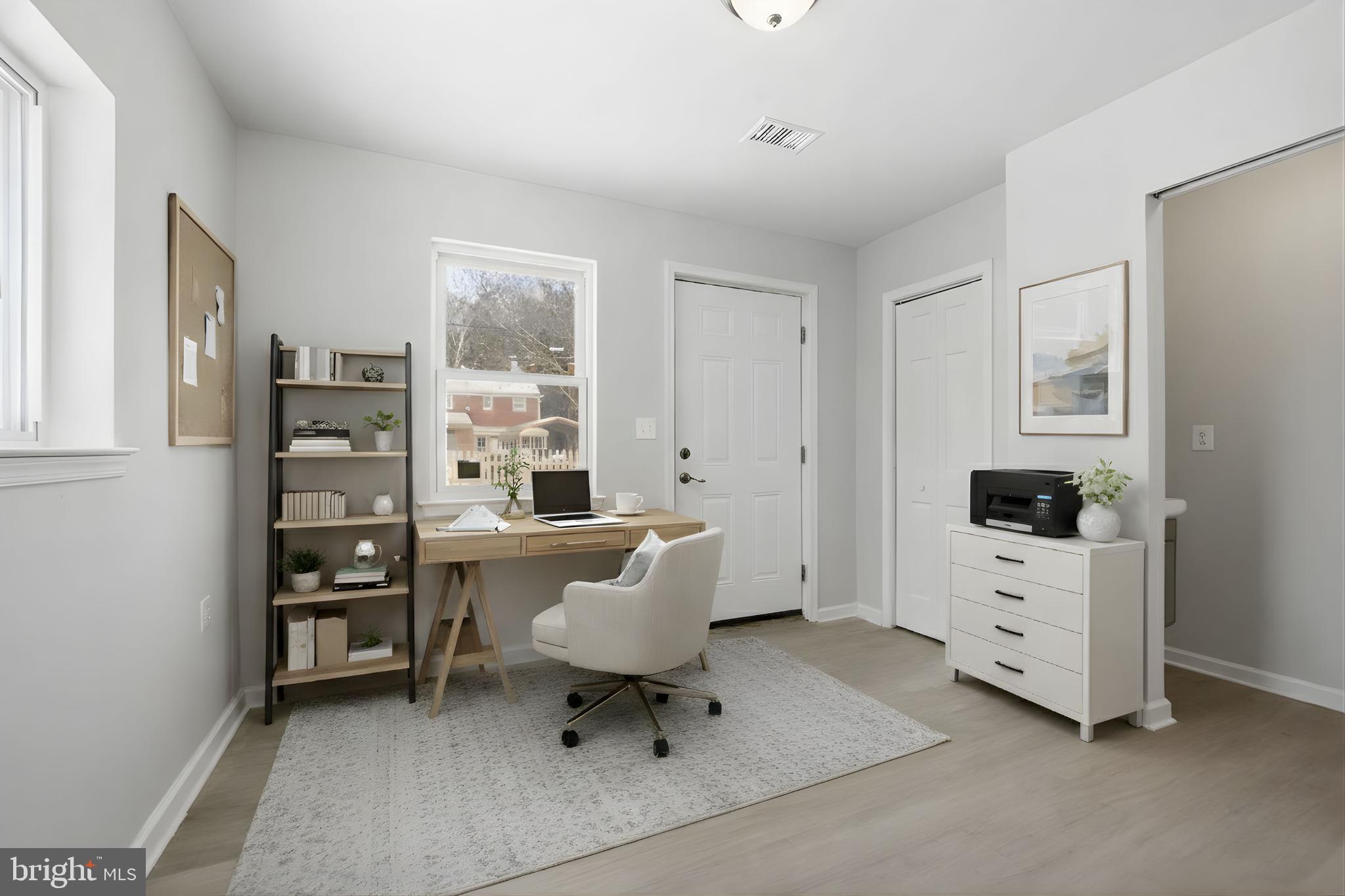 4400 DUBOIS PLACE SE